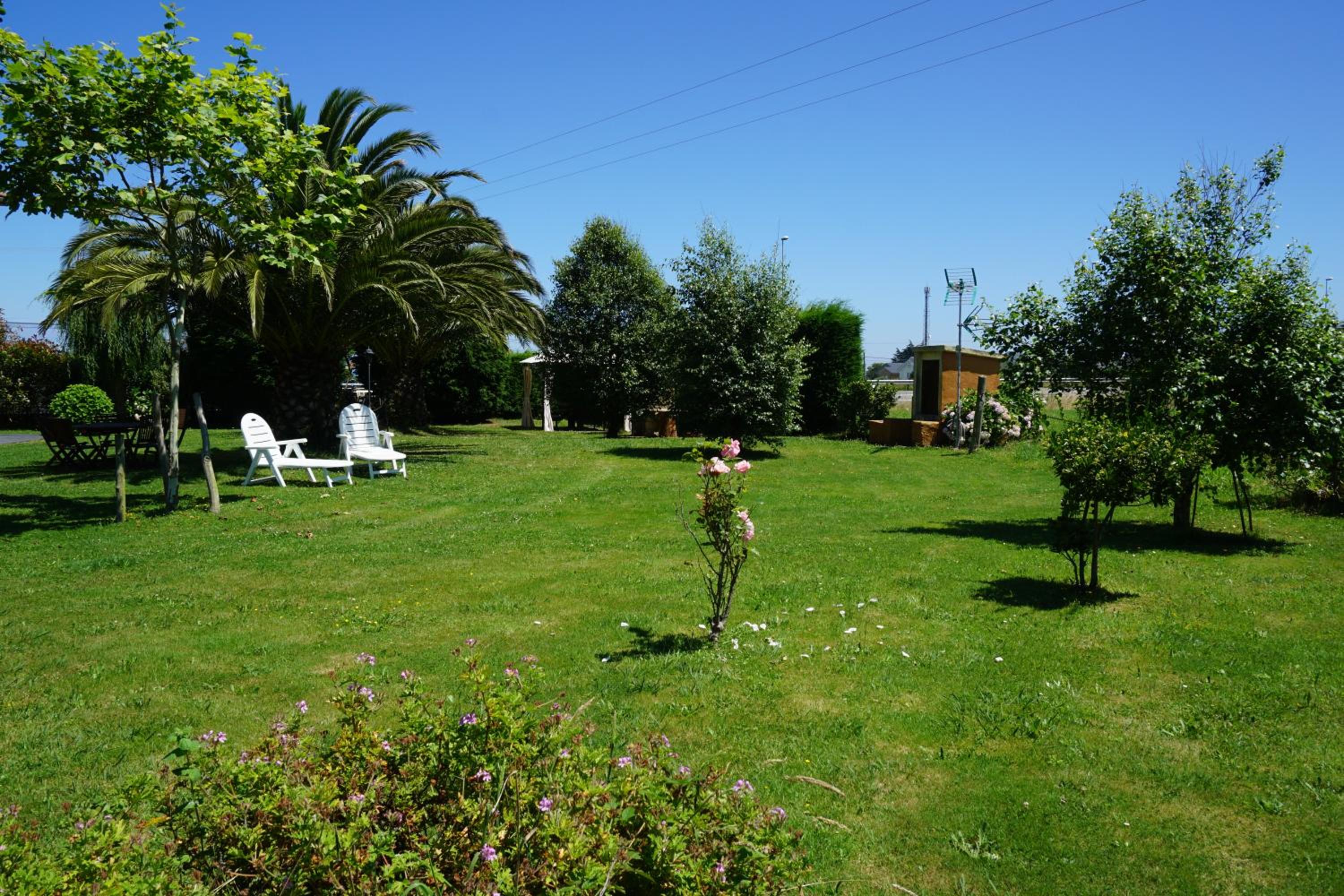 Photo 33