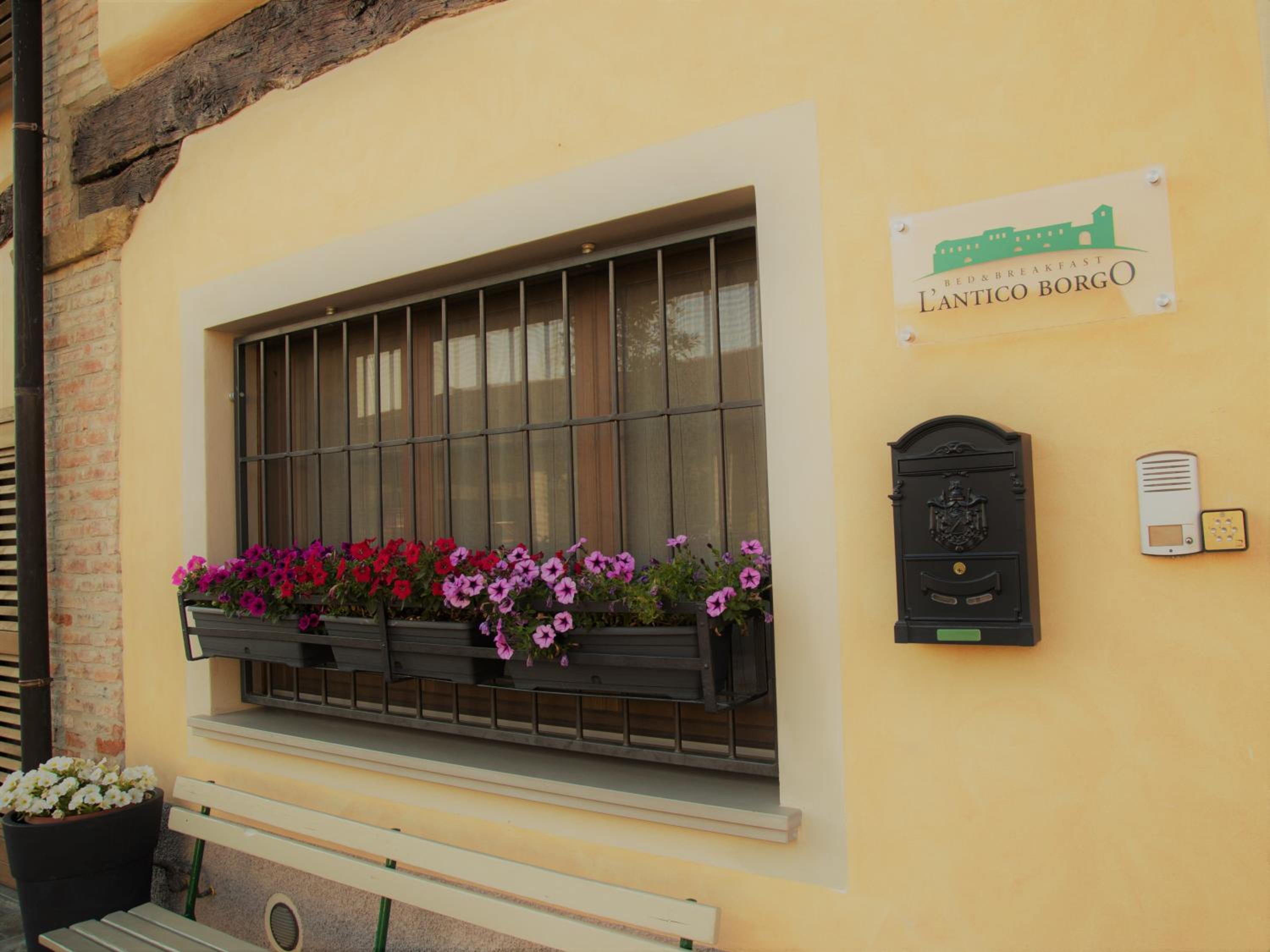 L'Antico Borgo view 4