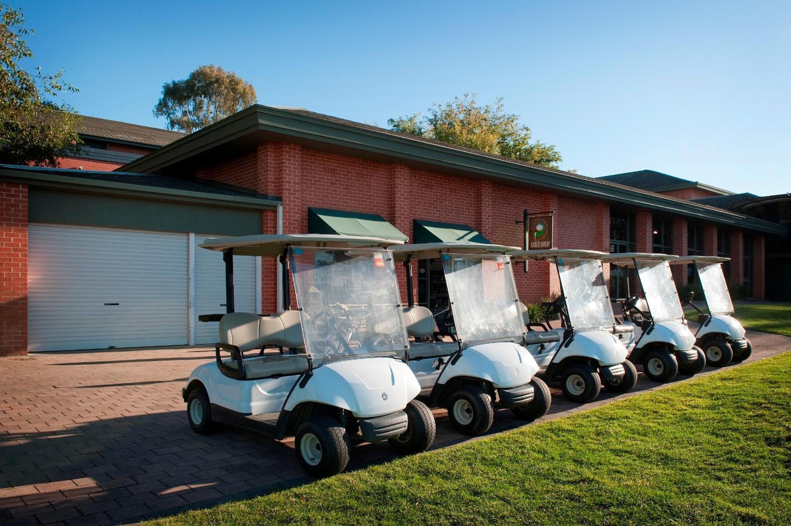 Launceston Vacations - Country Club Villas - Property Image 10