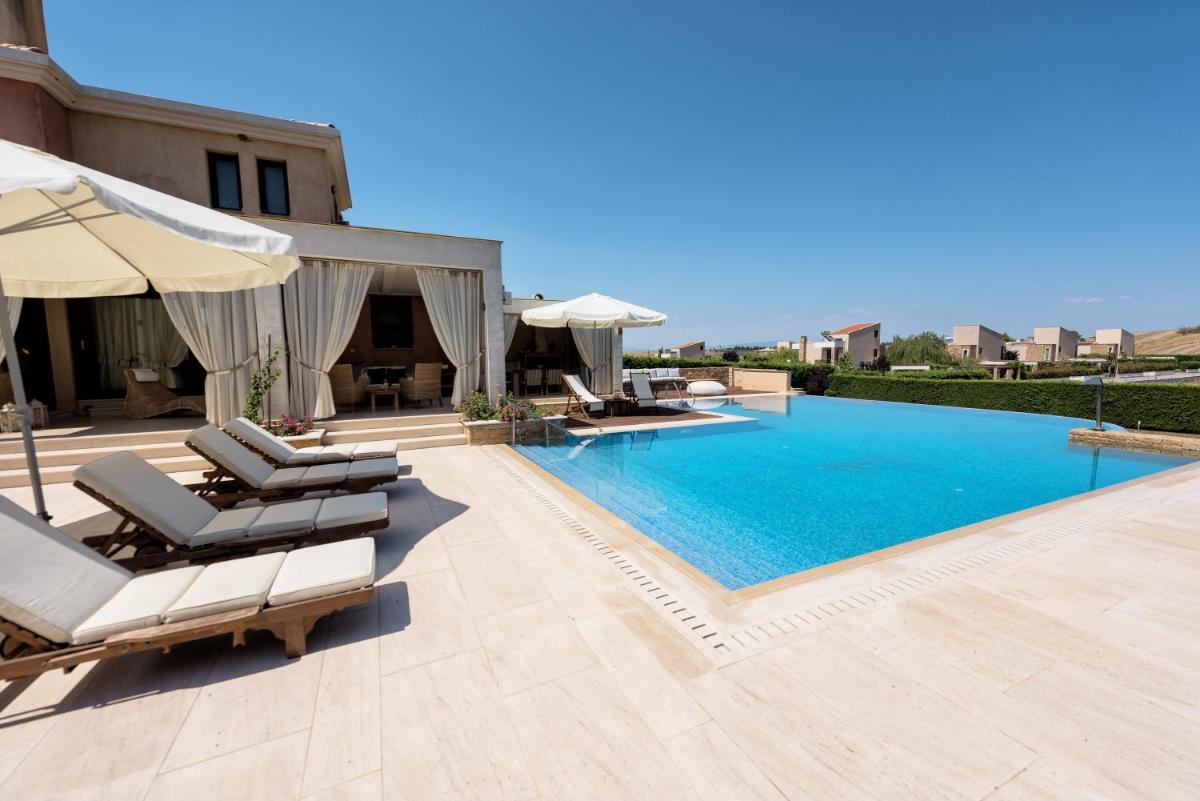 #Luxlikehome - Villa Sanni La Stella