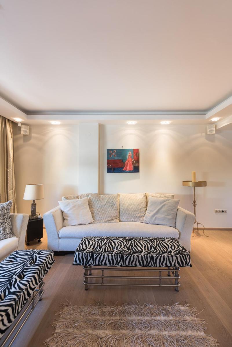 #Luxlikehome - Villa Sanni La Stella