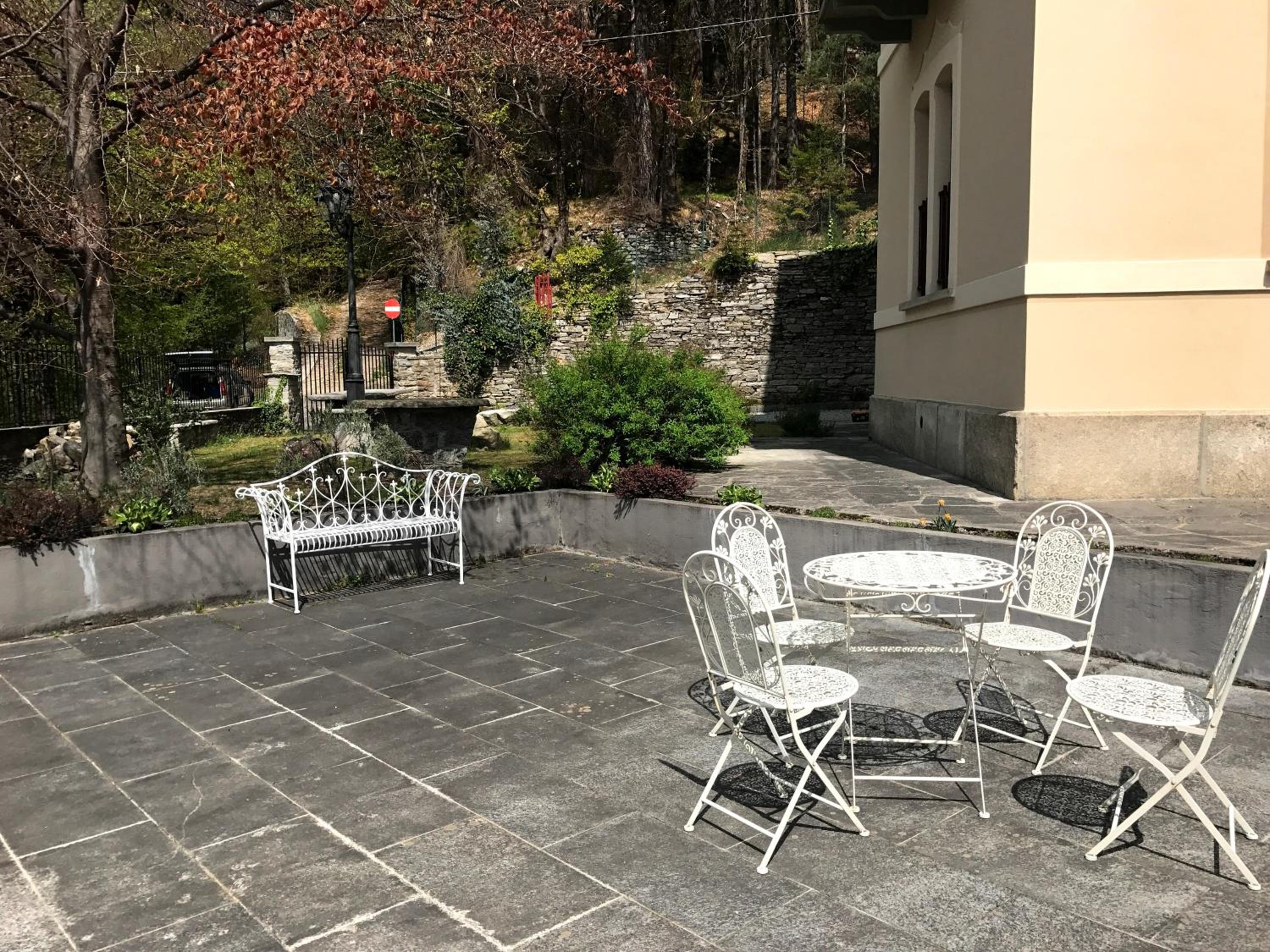 Photo 24