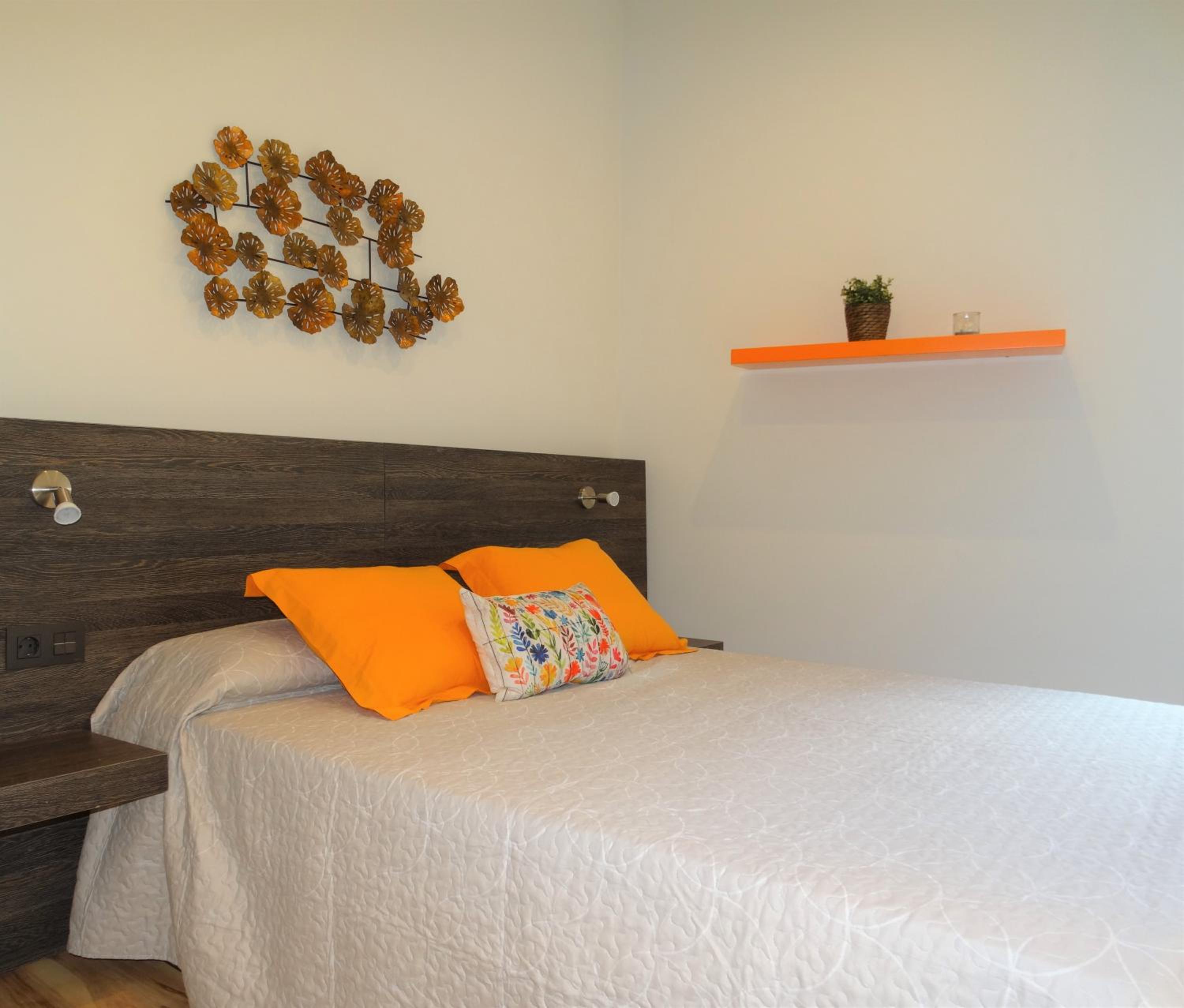 Feel at Sants Apartments