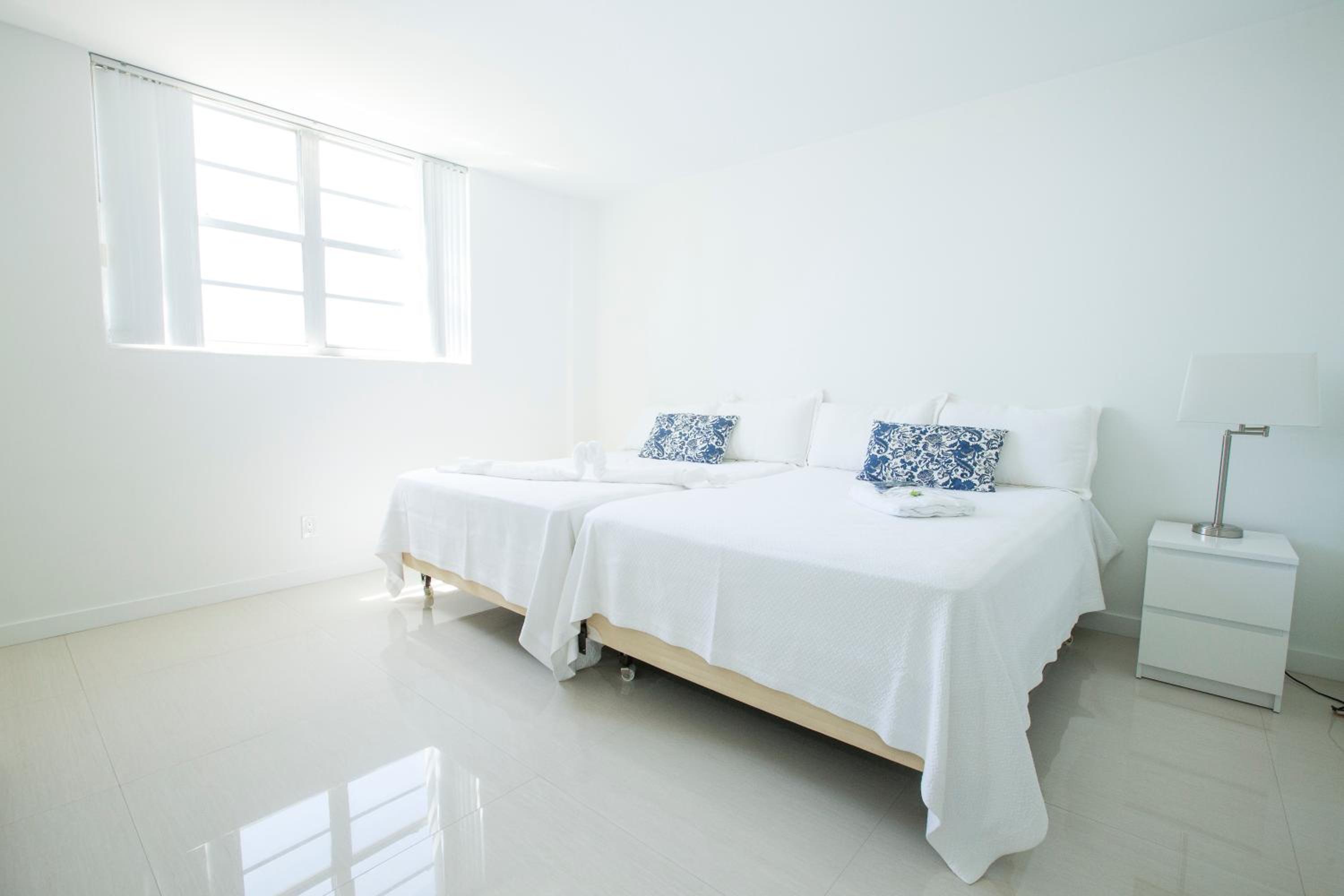 Ocean Reserve Luxury Condos Across from Sunny Isles Beach