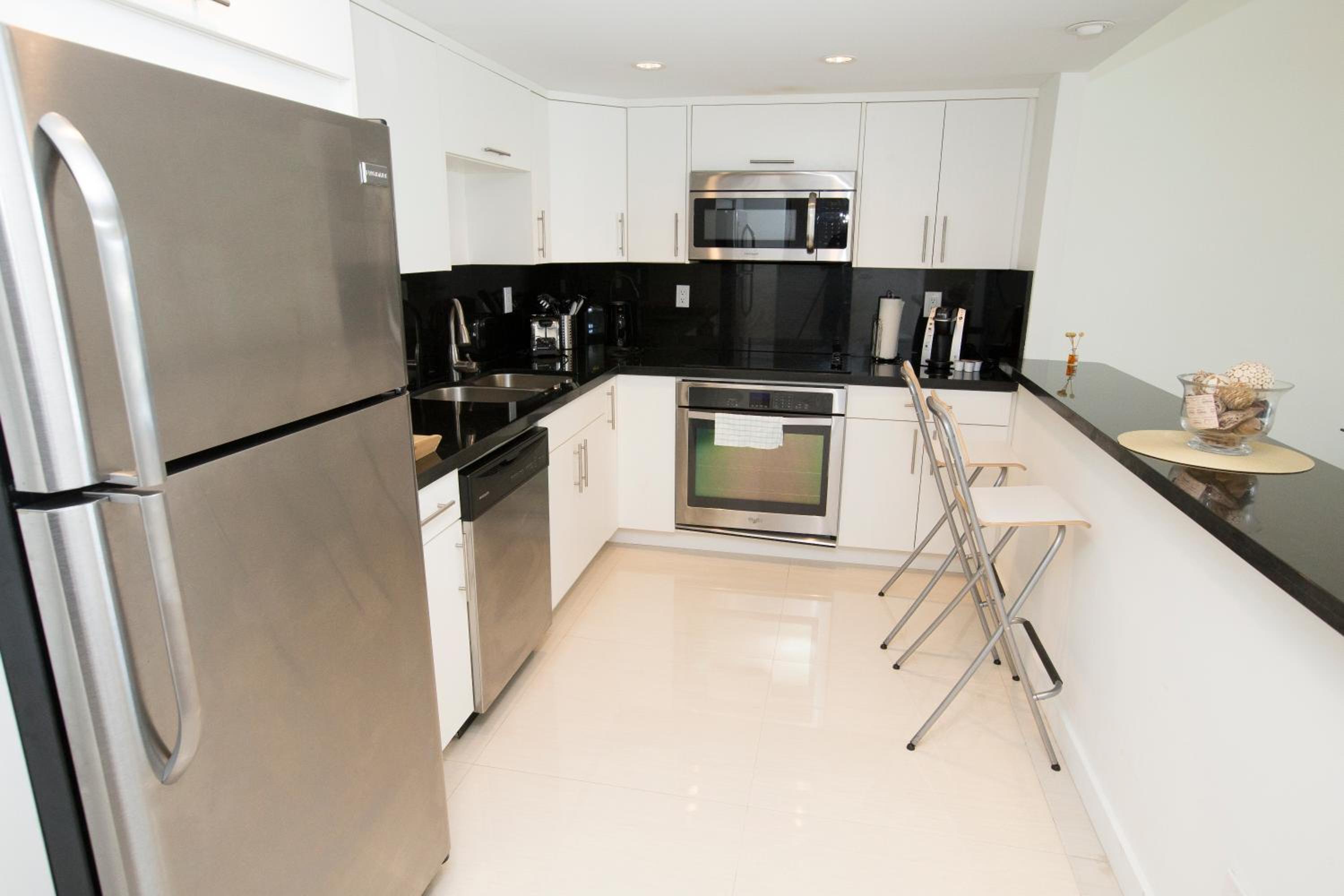 Ocean Reserve Luxury Condos Across from Sunny Isles Beach