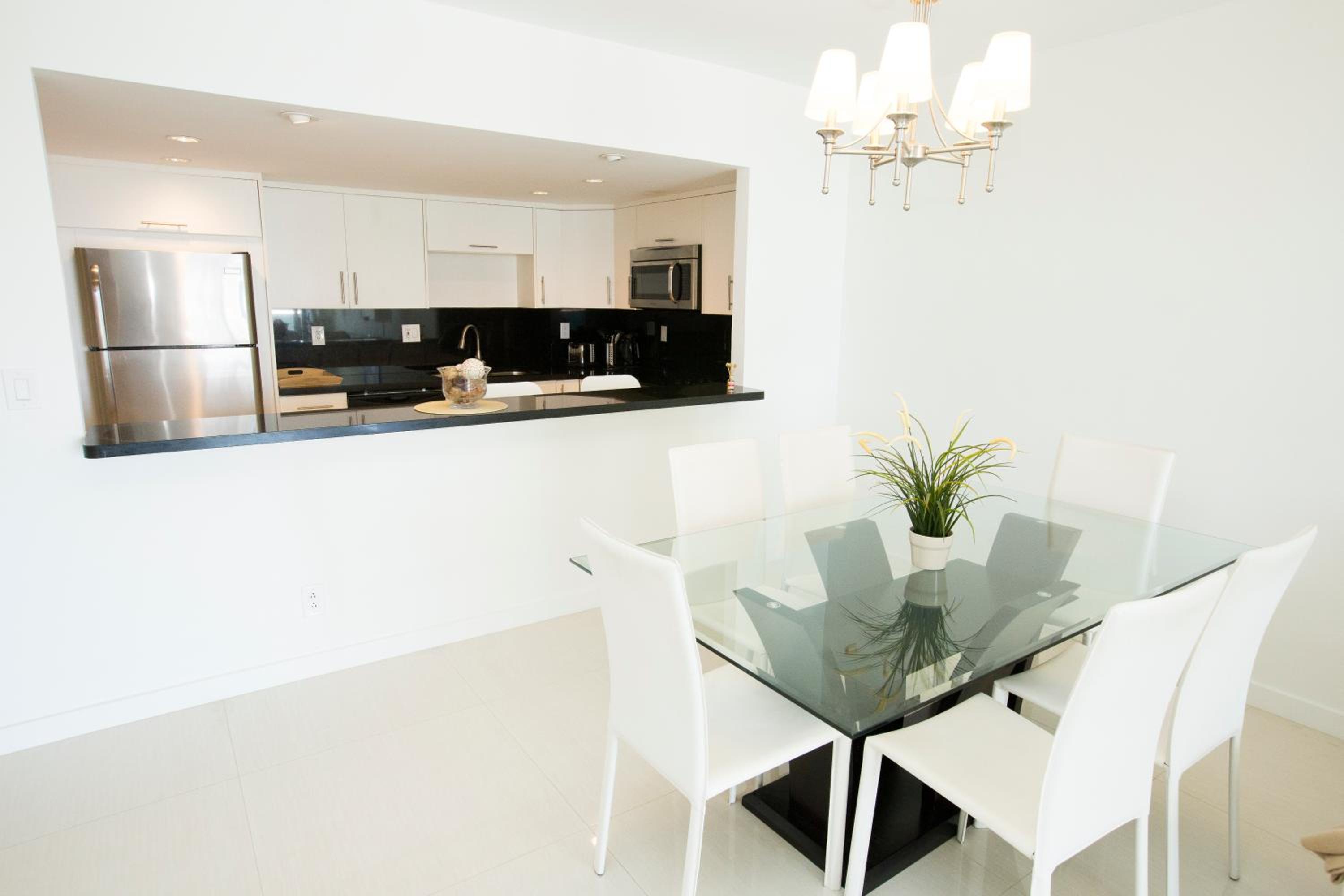 Ocean Reserve Luxury Condos Across from Sunny Isles Beach