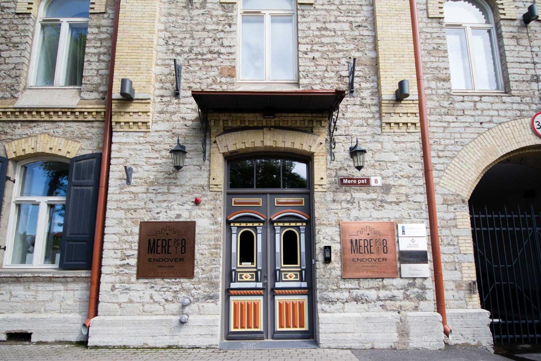 Photo 8