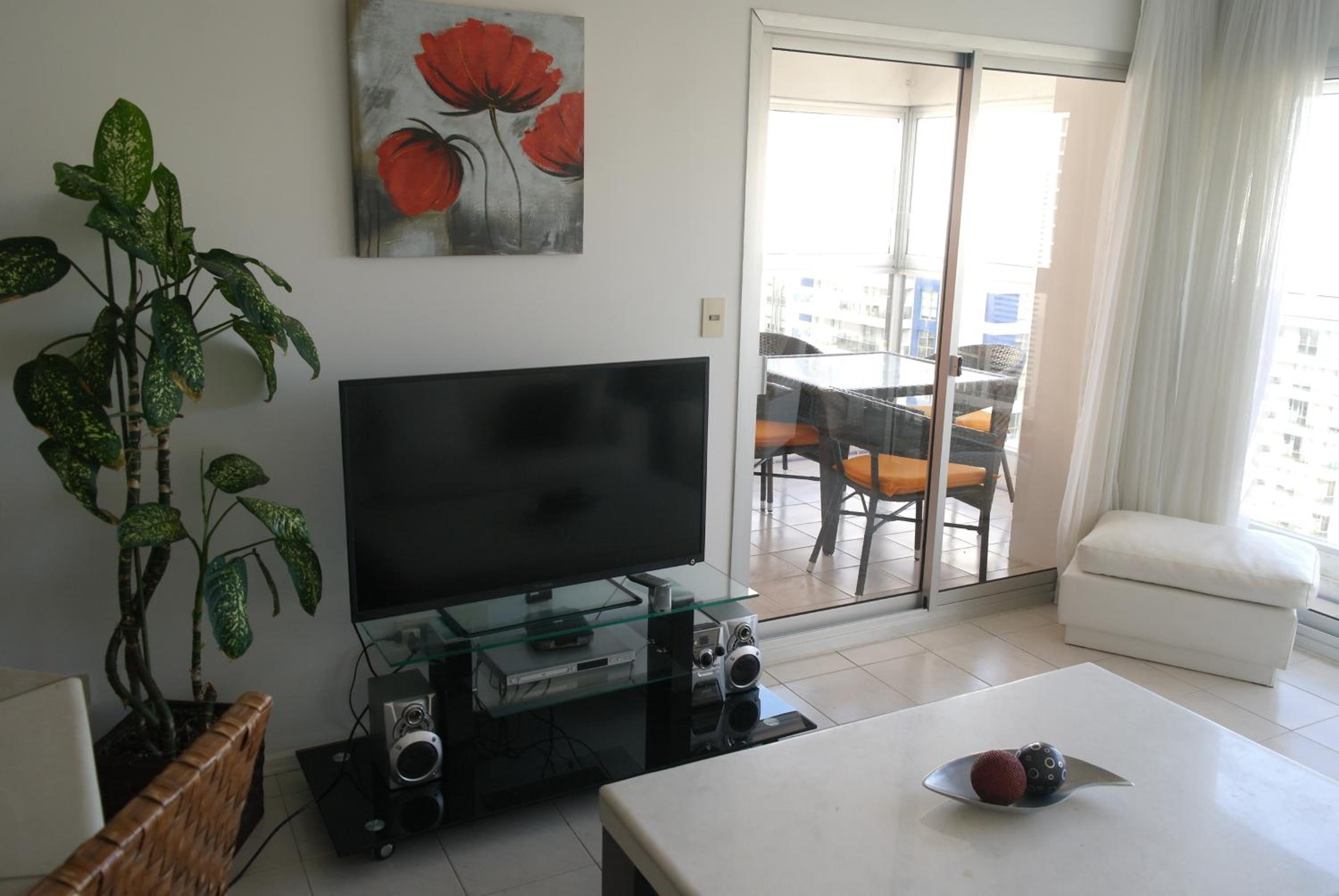 Torre Long Beach view 4