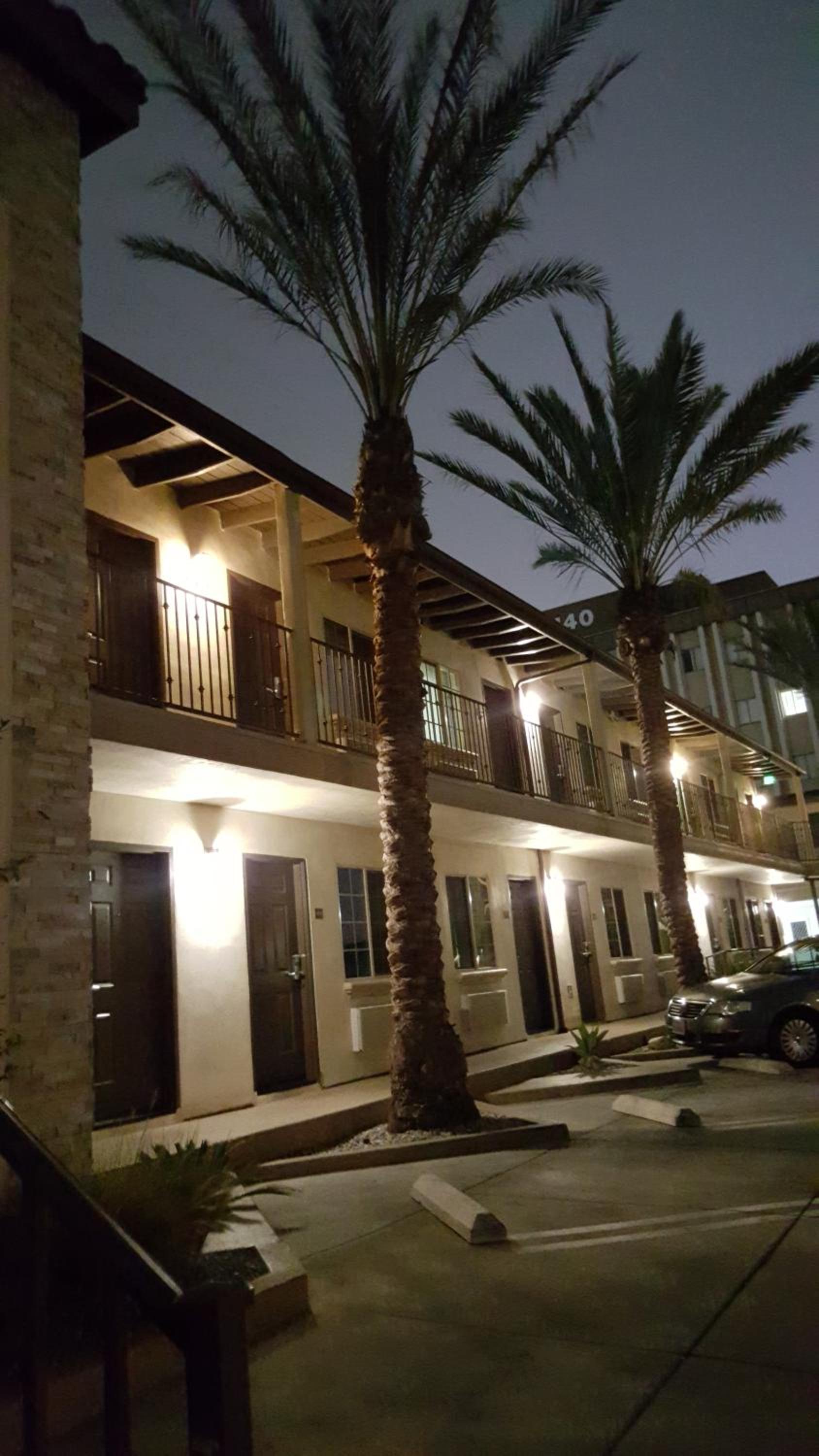 Tuscan Garden Inn