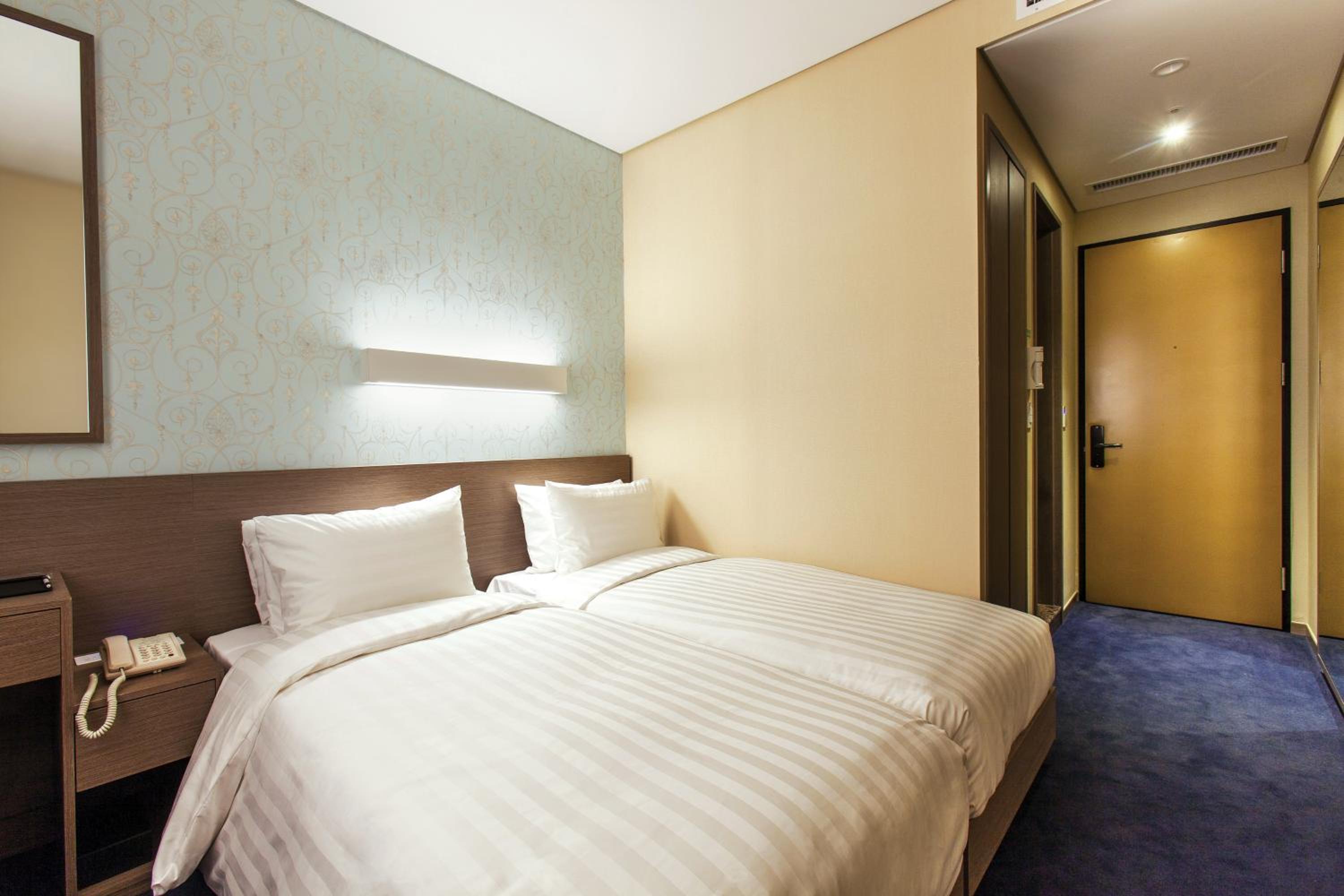 Mohenic Hotel Seoul Myeongdong 7