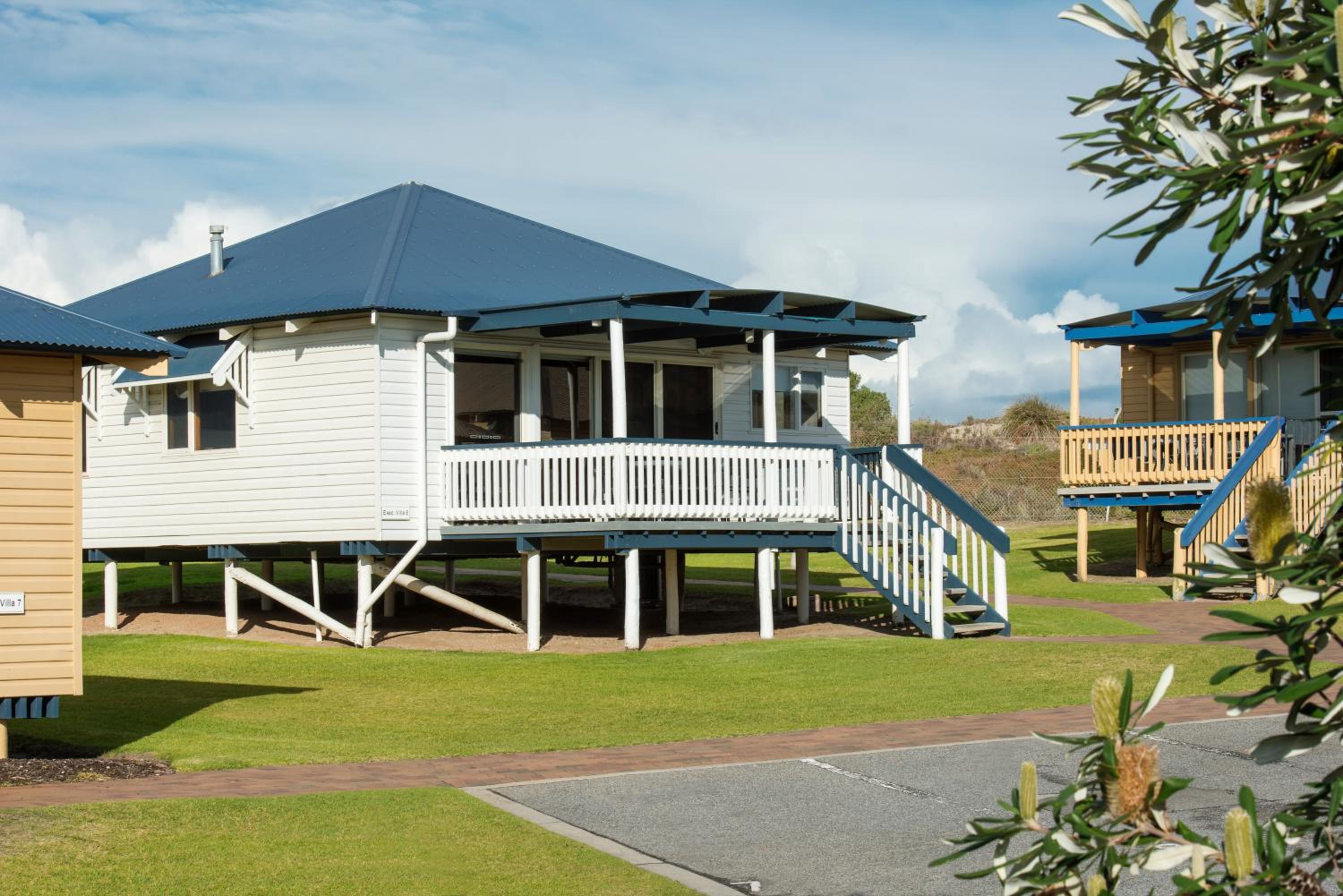 The Retreat West Beach Parks