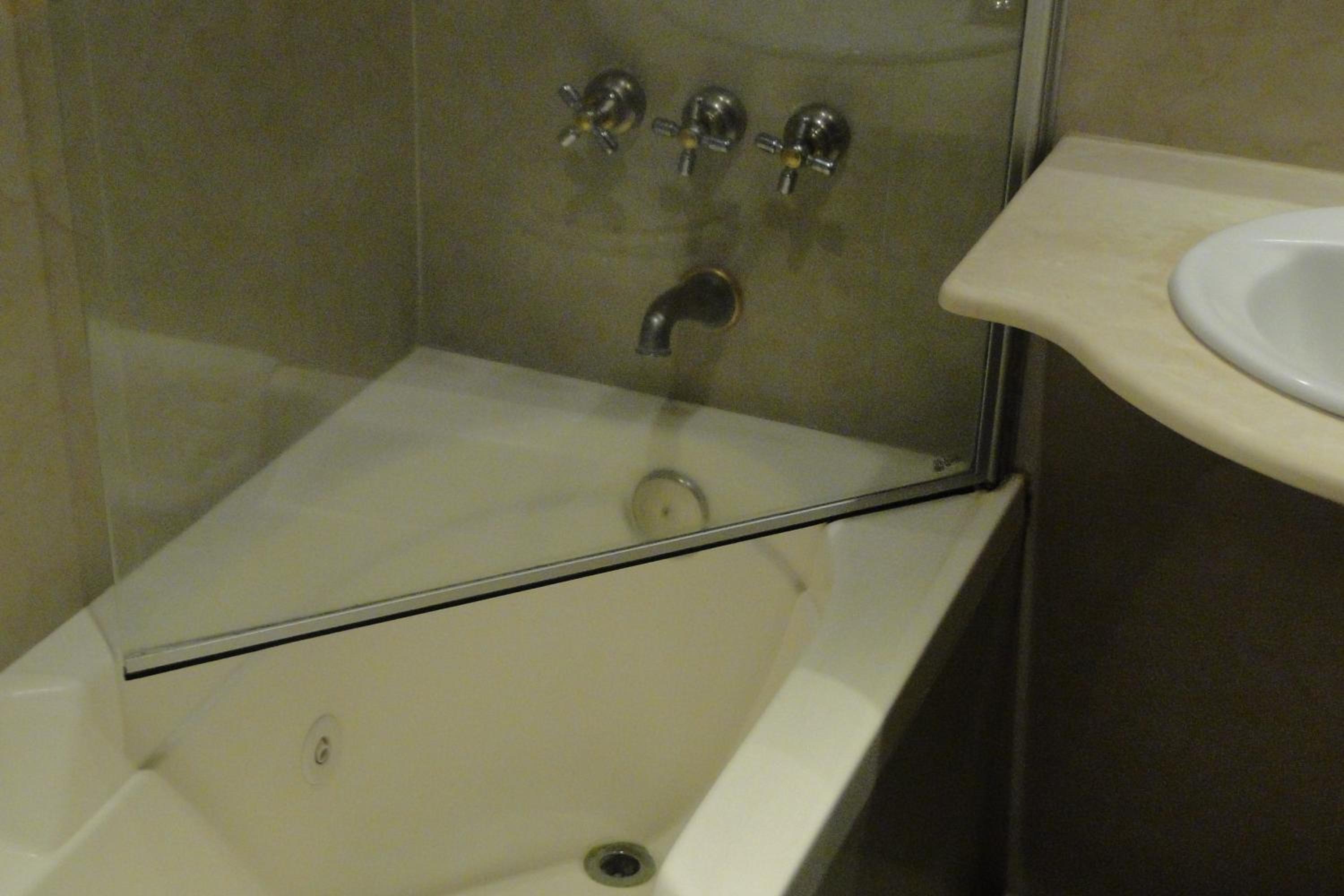 Jacuzzi