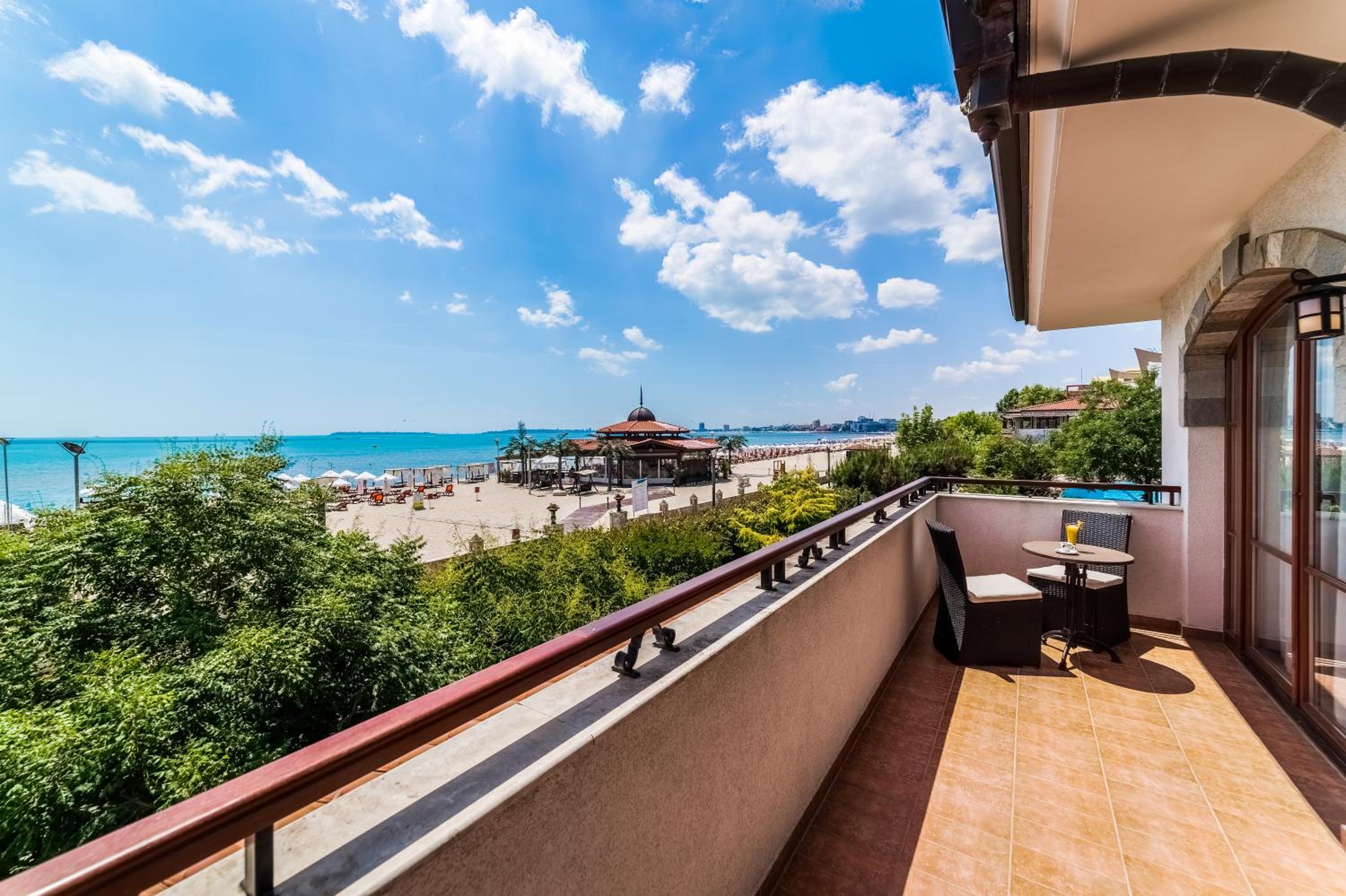 Helena VIP Villas and Suites - Half Board