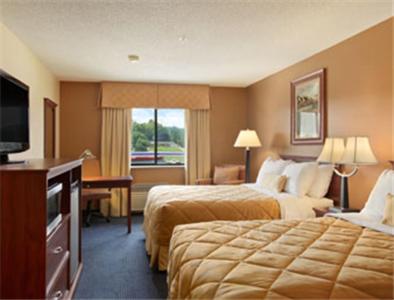 Ramada by Wyndham Catlettsburg Ashland view 5