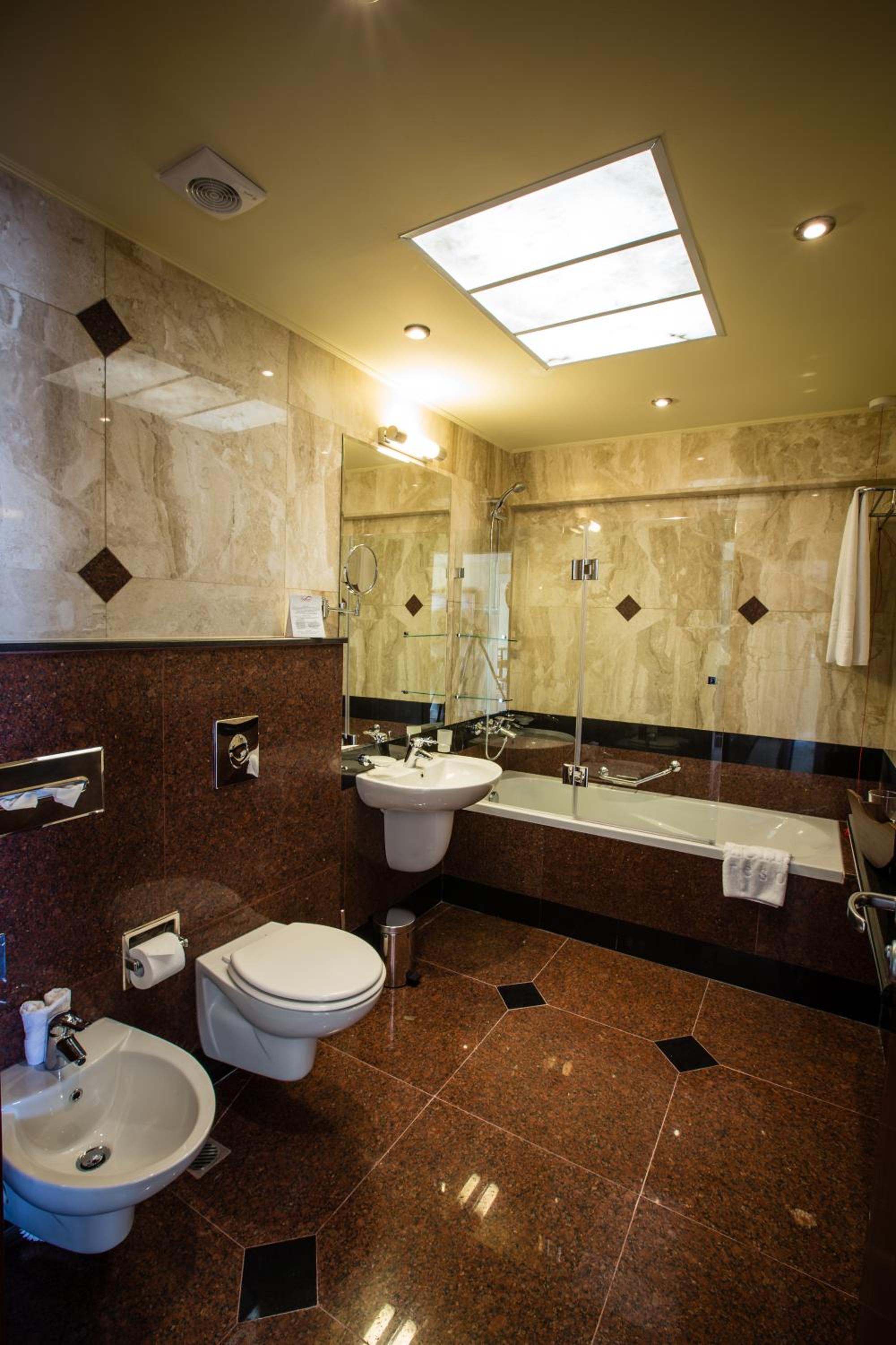 Helena VIP Villas and Suites - Half Board
