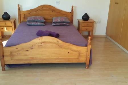 Larnaka Beach House 3
