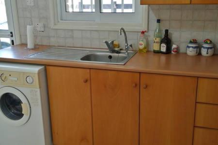 Larnaka Beach House 3