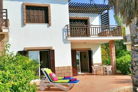 Larnaka Beach House 3