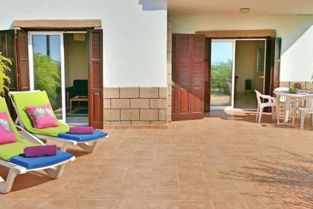 Larnaka Beach House 3
