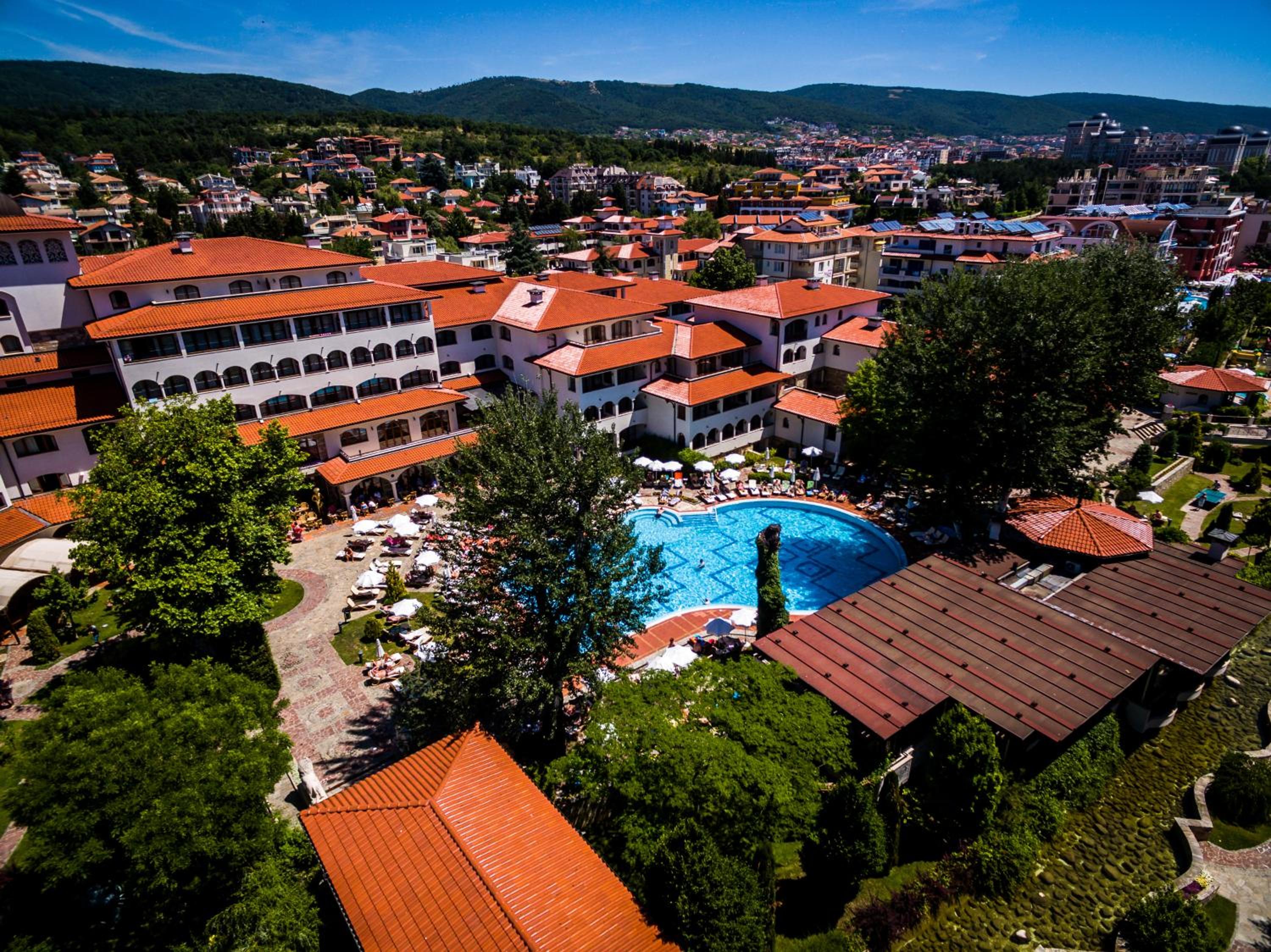 Helena Park - Ultra All Inclusive