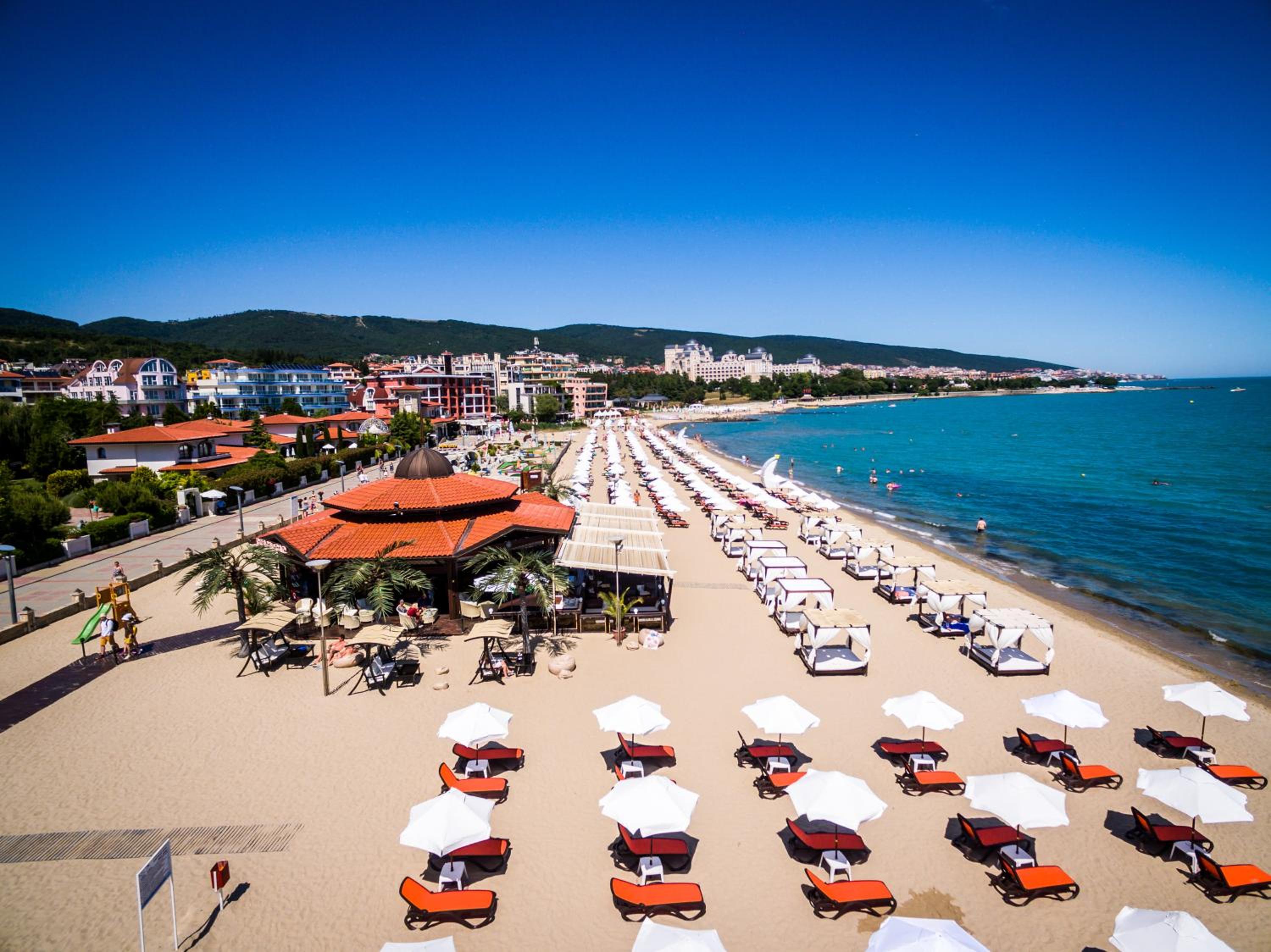Helena Park - Ultra All Inclusive