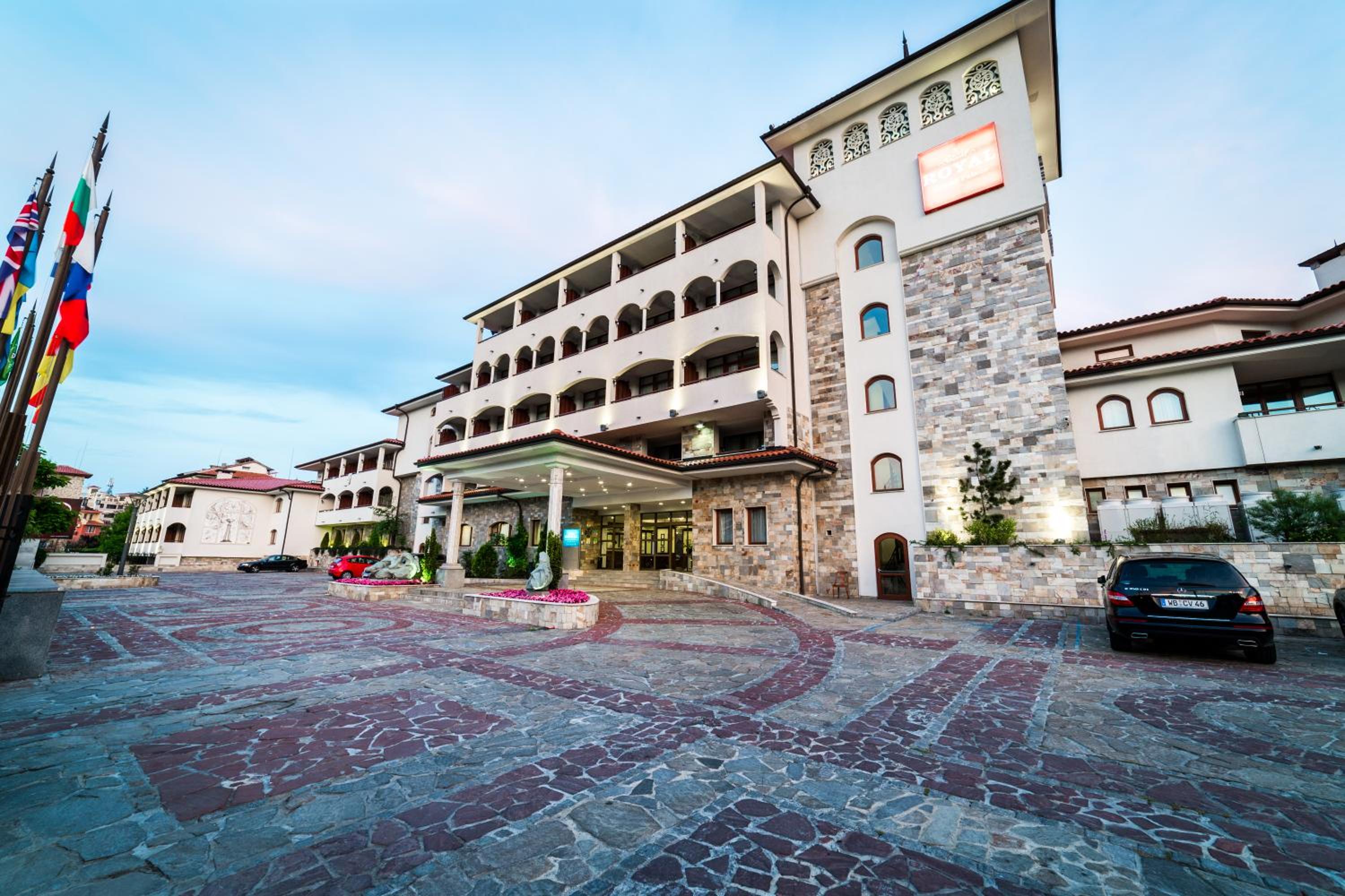 Helena Park - Ultra All Inclusive