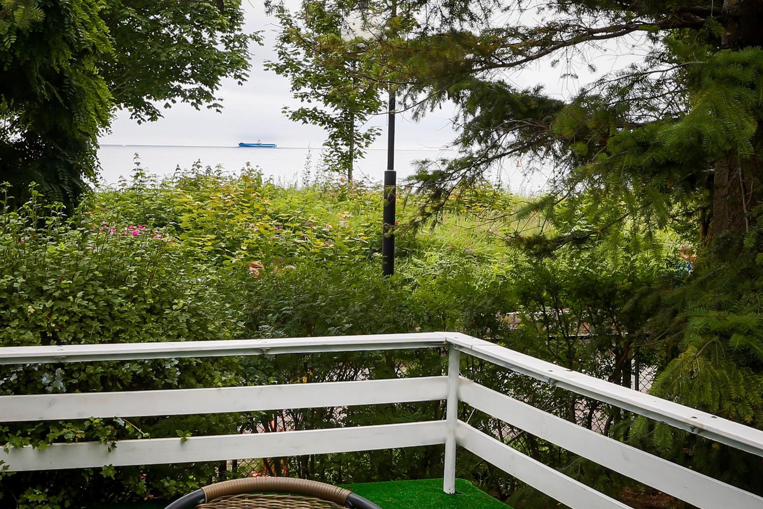 Hotel Pomarańczowa Plaża ex Bursztyn - Image 1