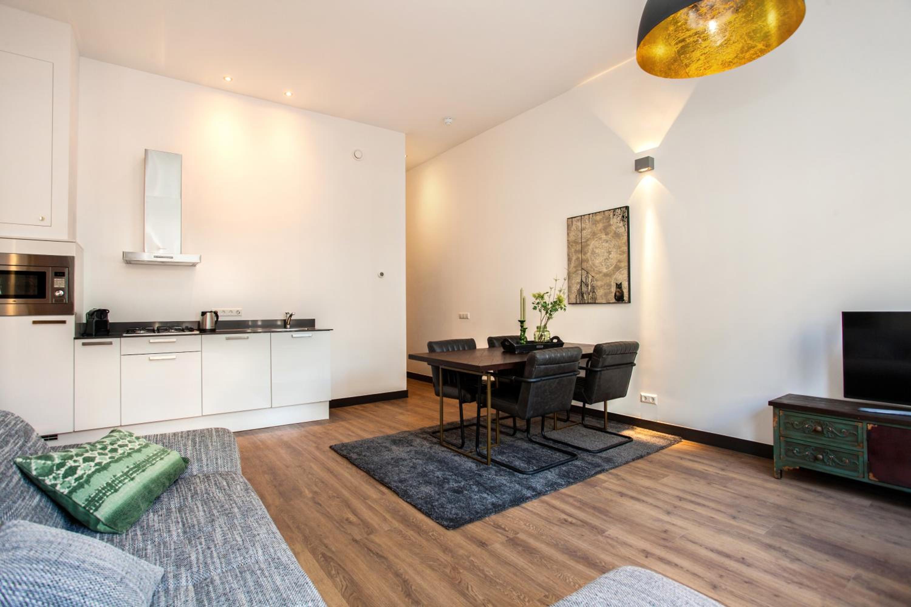 Stayci Serviced Apartments Royal Palace