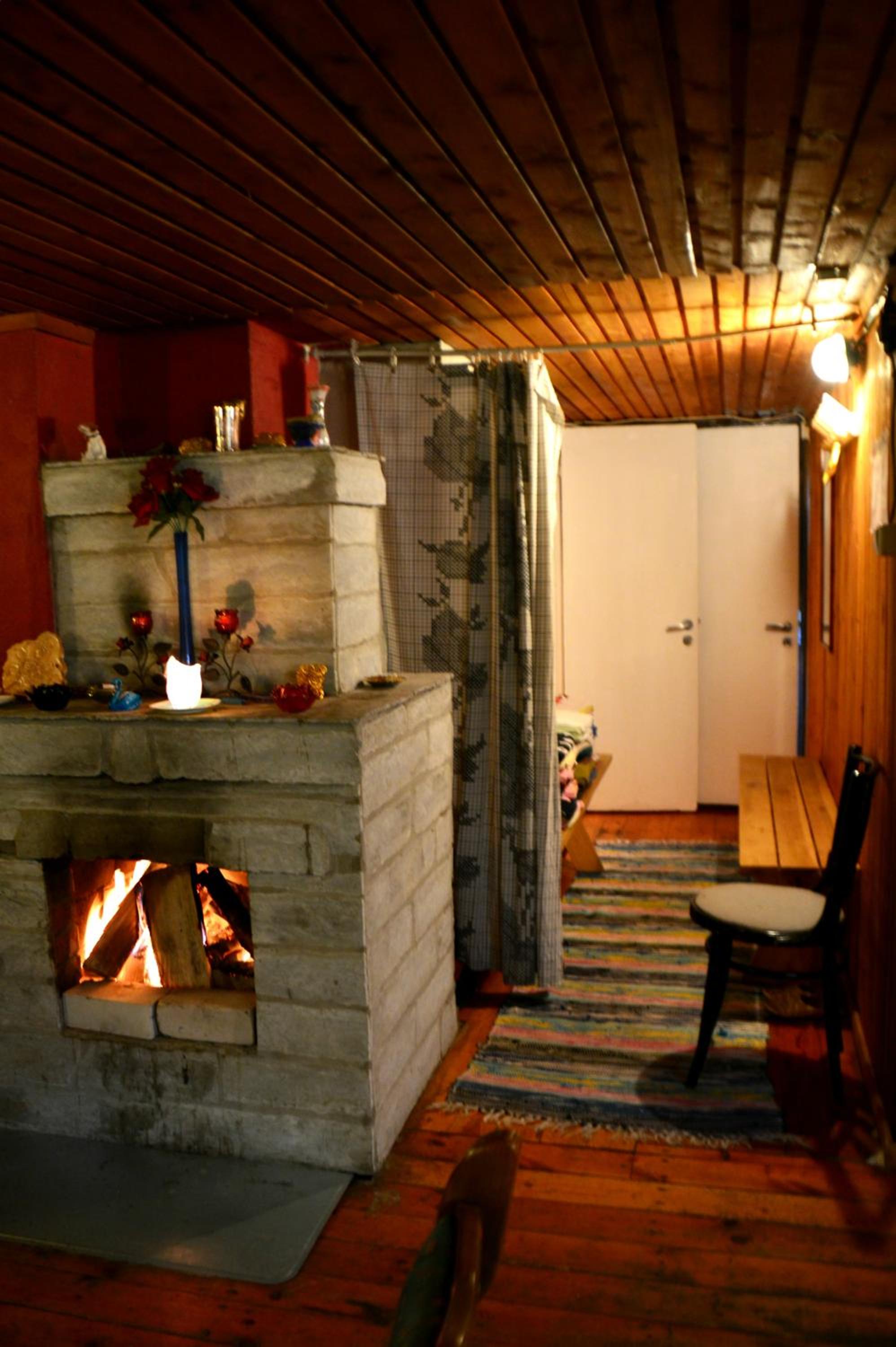 Roosi Holiday Home