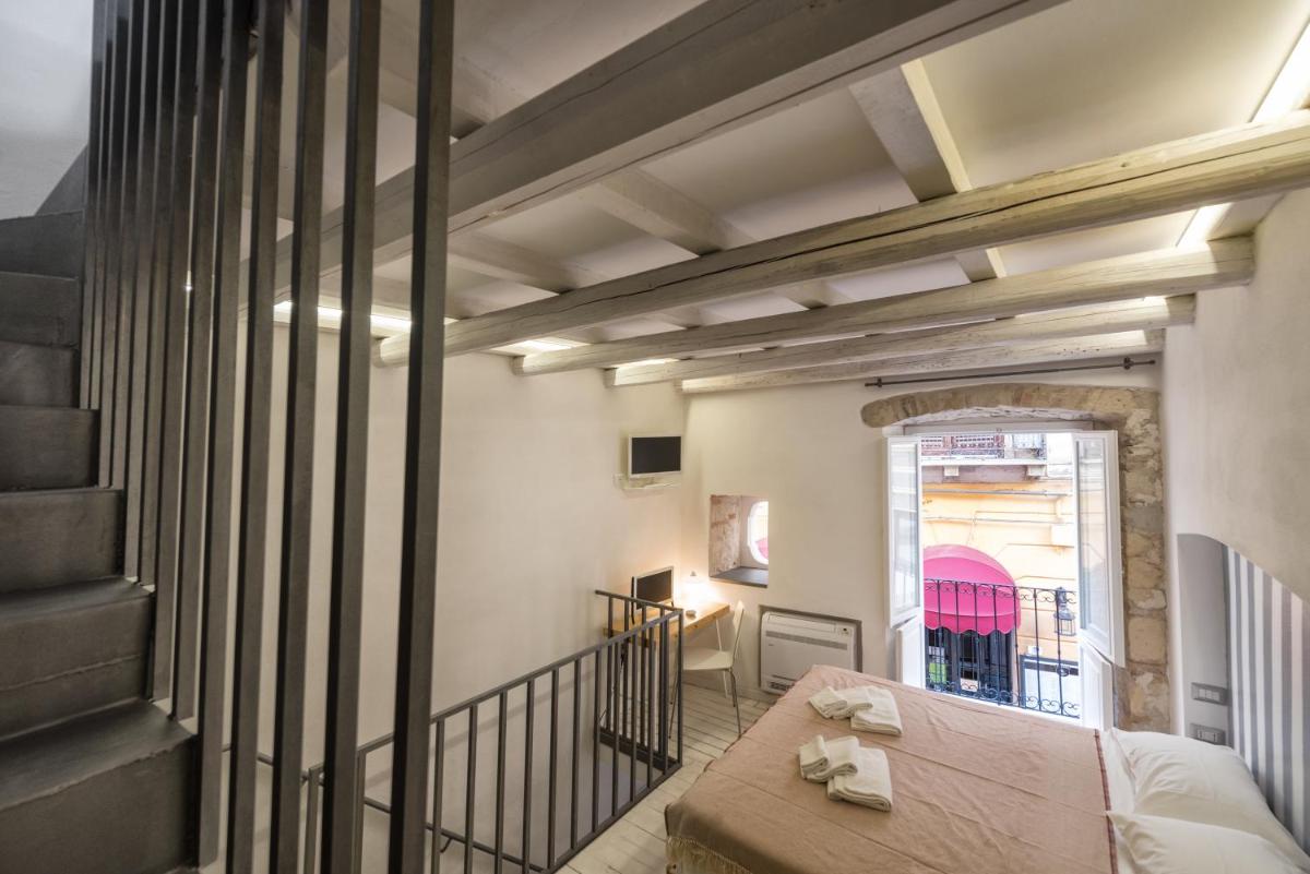 Castelletto Suite La Marina