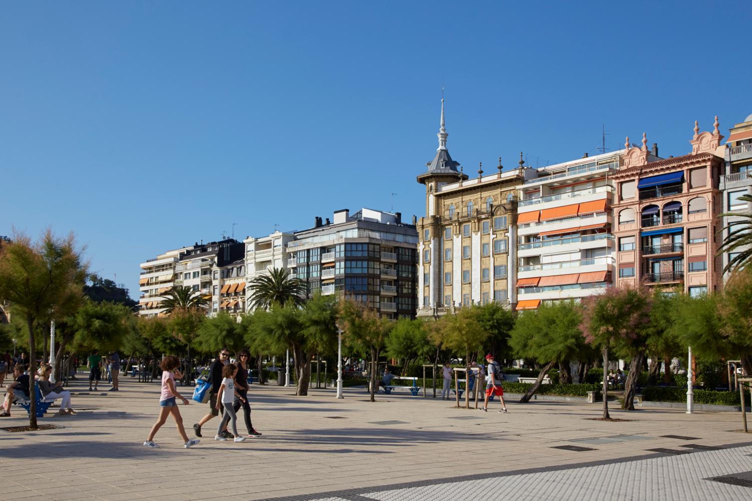 Playa de La Concha 10 by FeelFree Rentals