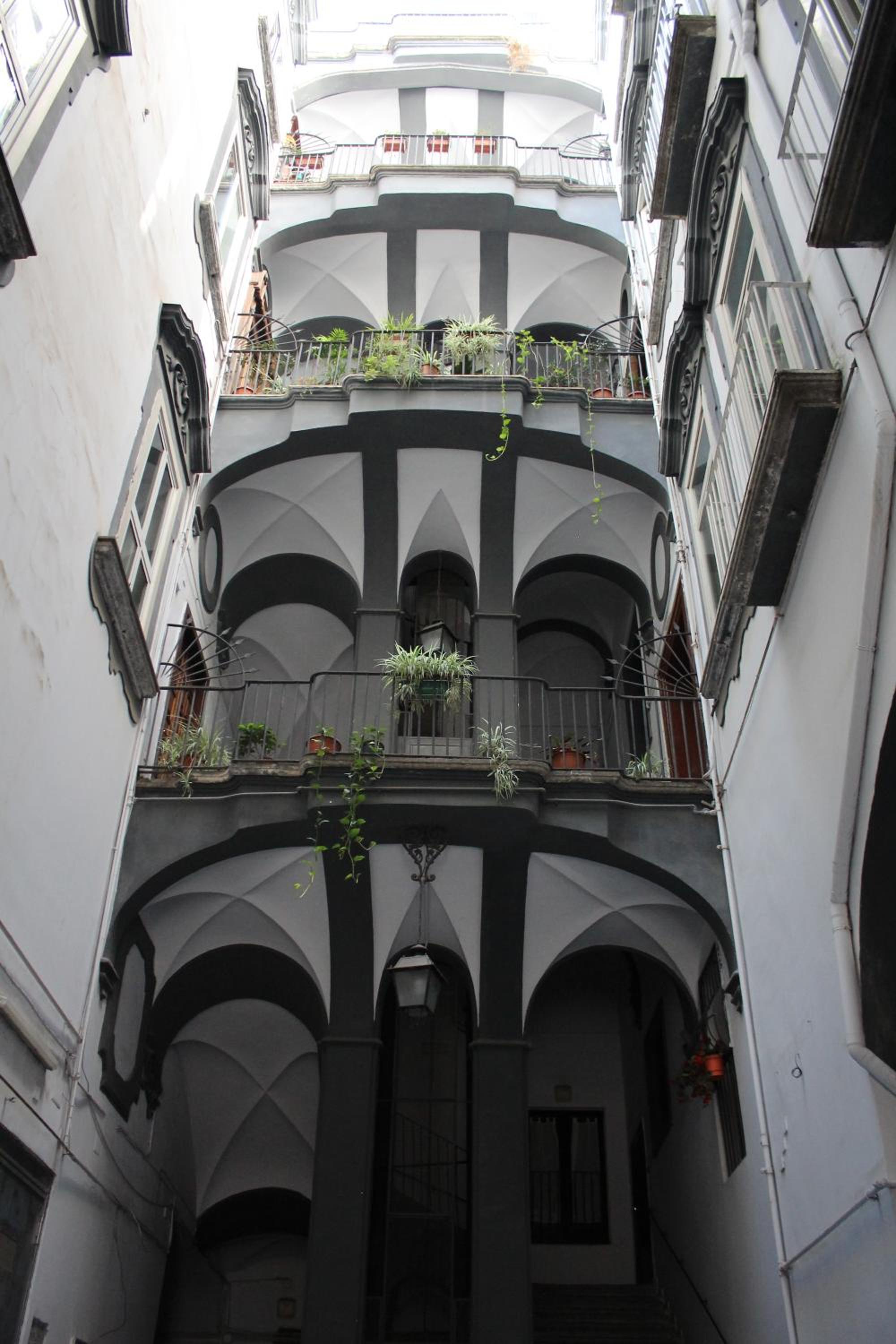 L' Arcata a Montesanto