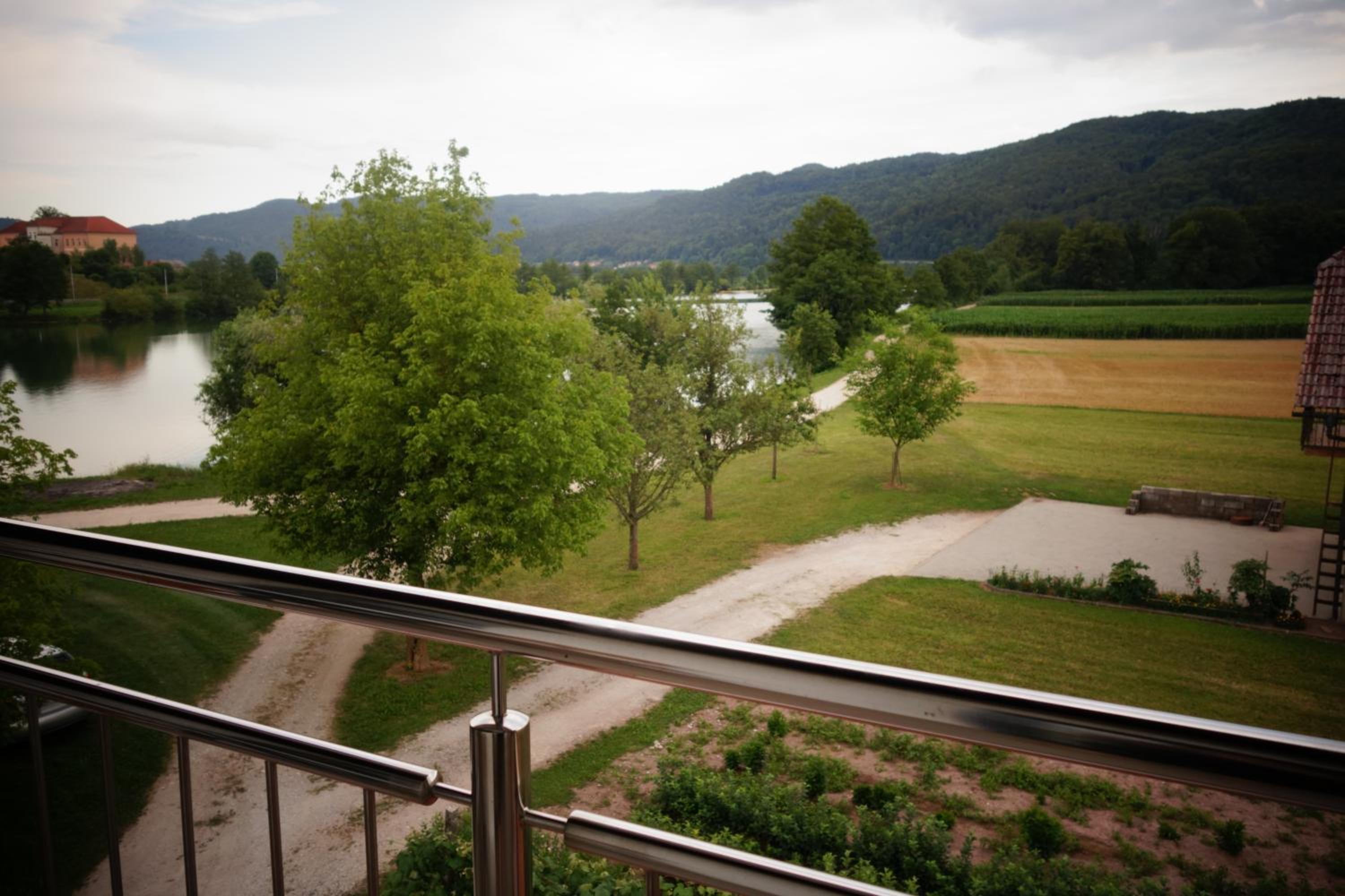 Ribiški dom Radeče view 2