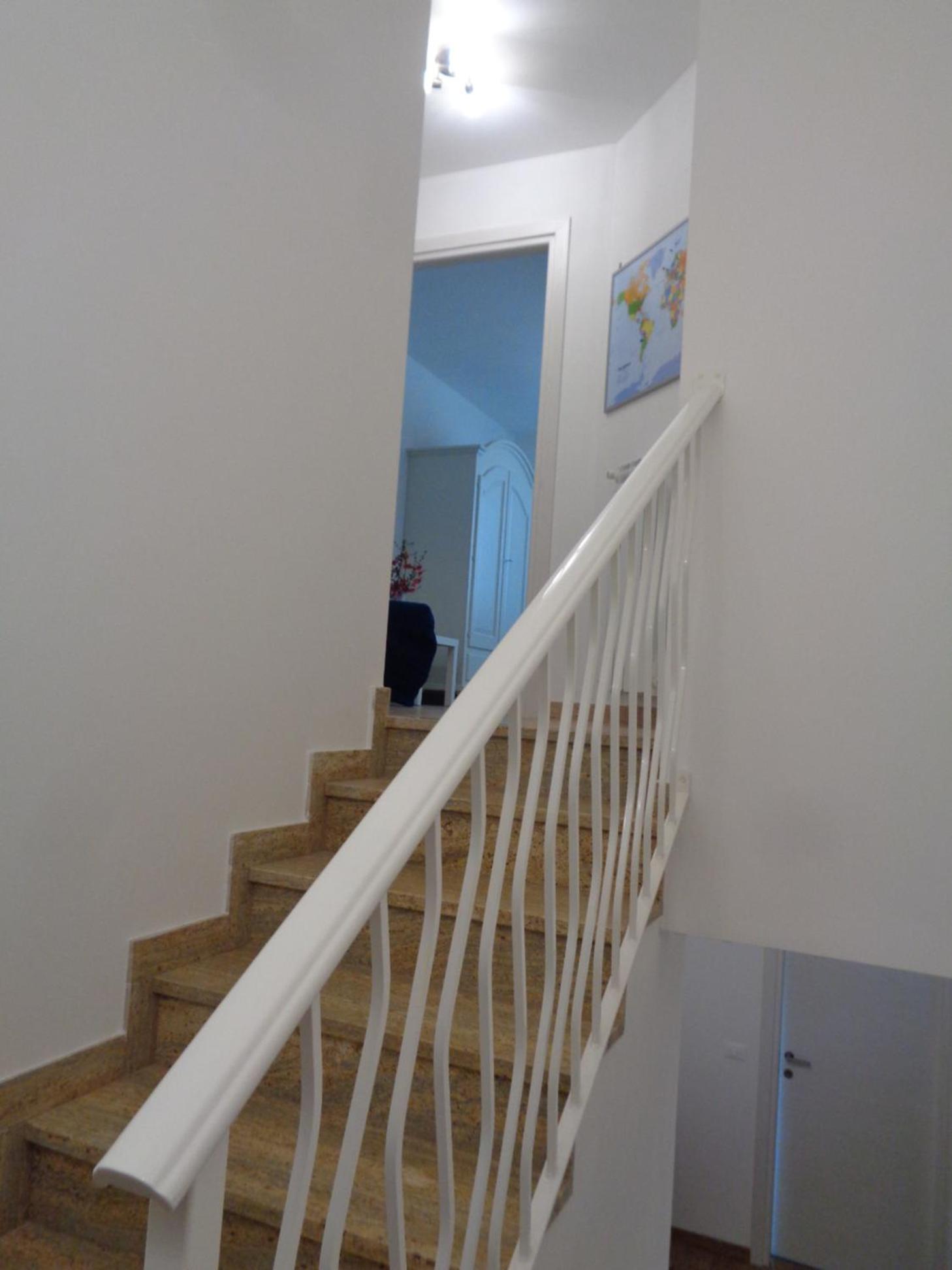 Photo 34