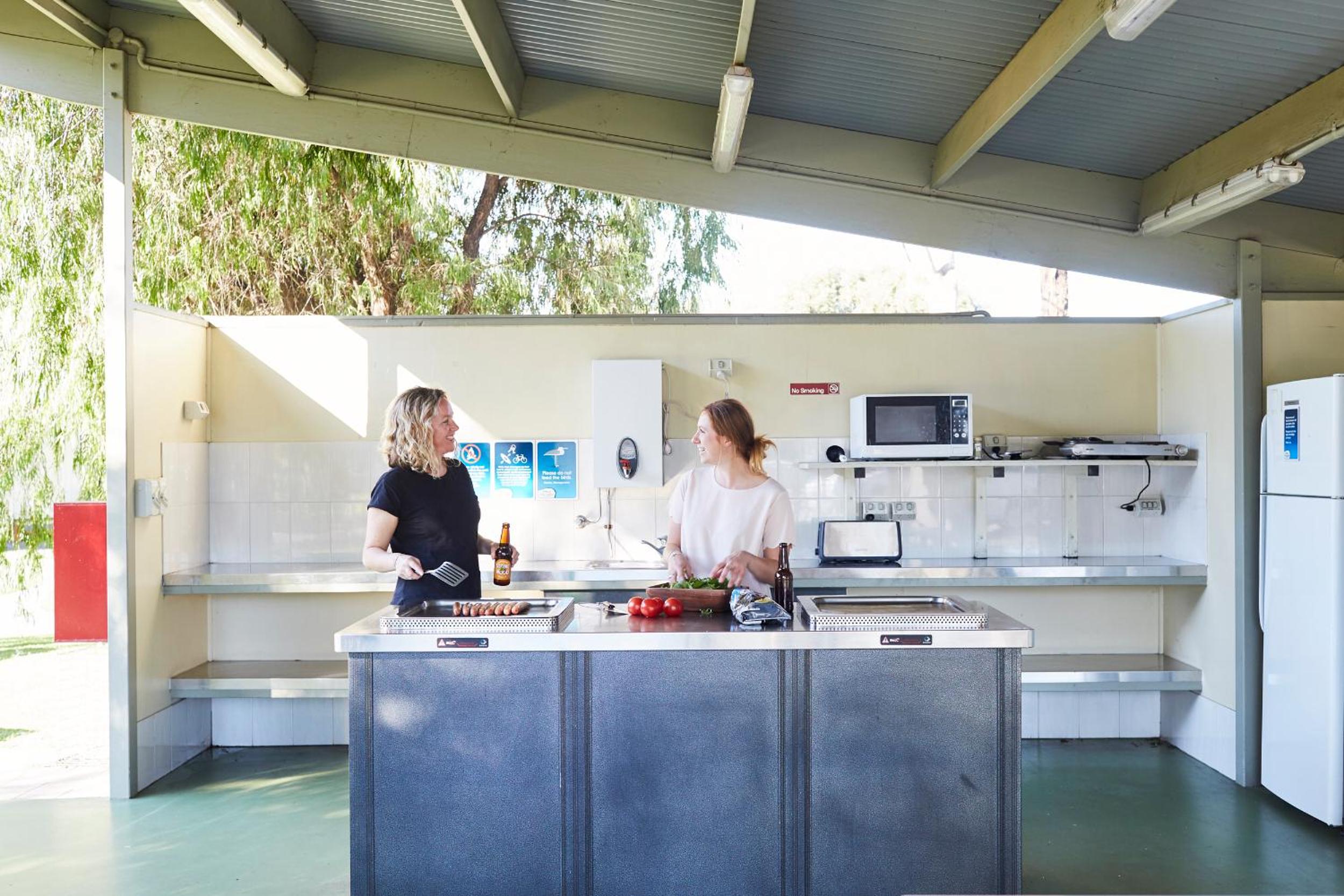 NRMA Victor Harbor Beachfront Holiday Park