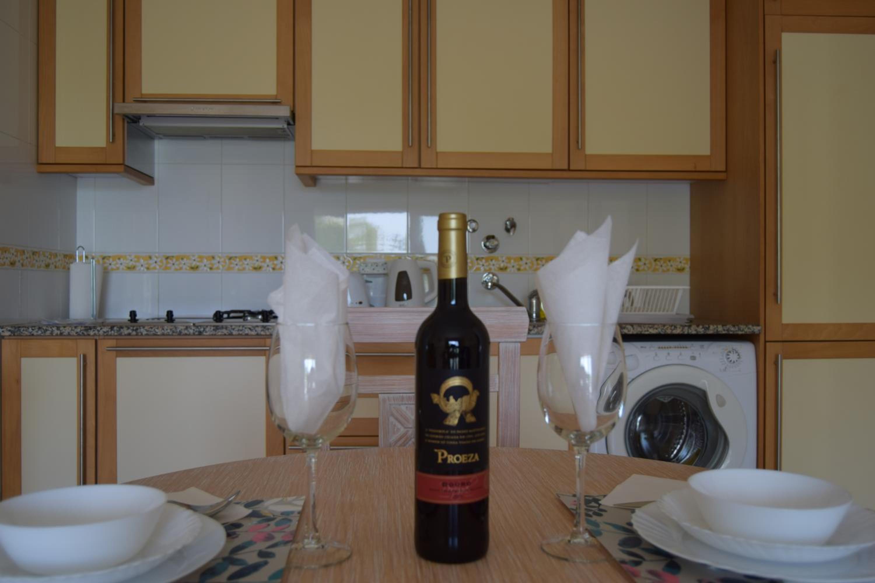 Vila Marachique en Alvor — kitchen