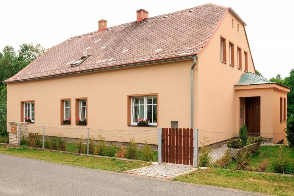 Domek U rybníčku