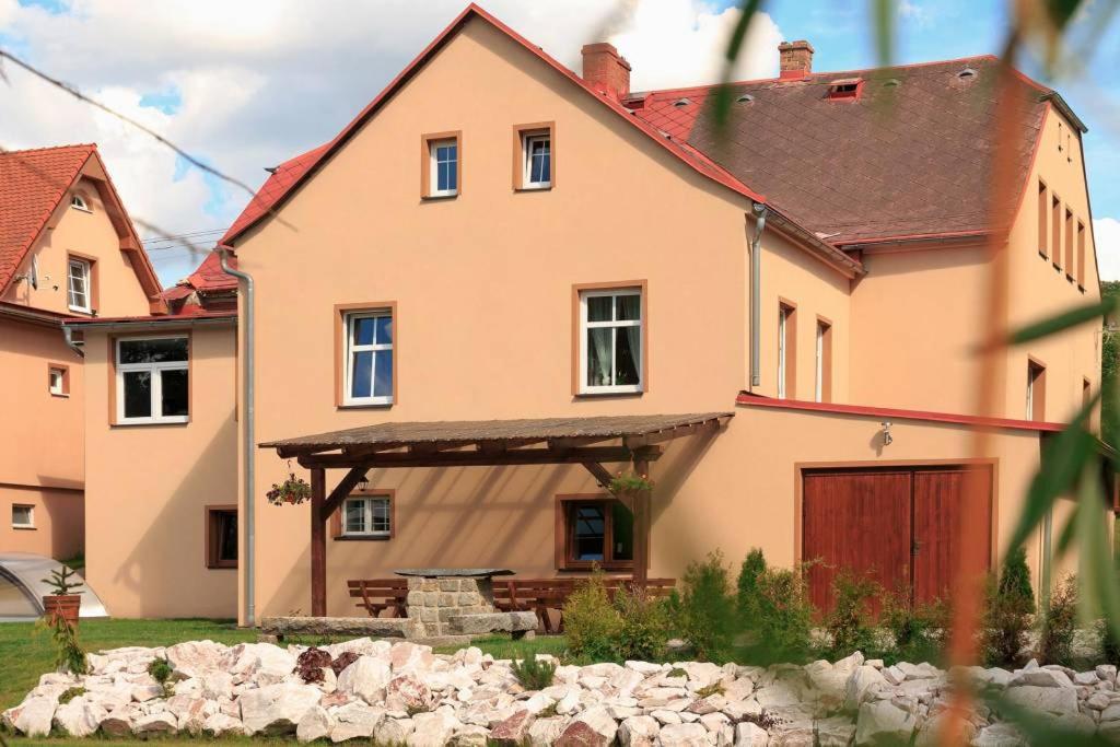 Domek U rybníčku