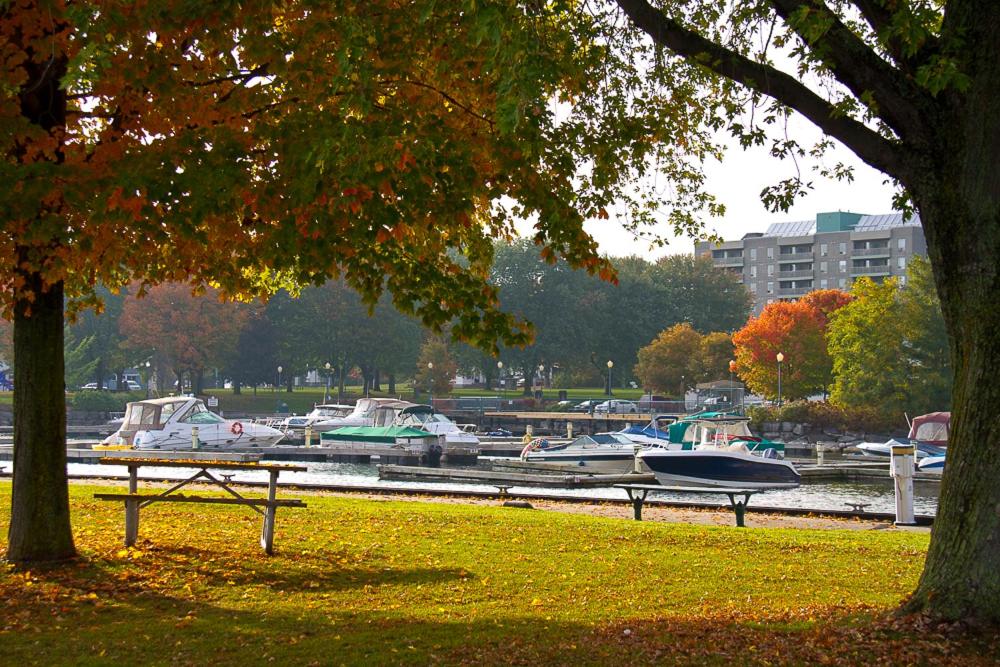 Brockville Vacations - Sir Isaac Brock BB Luxury Suites - Property Image 20