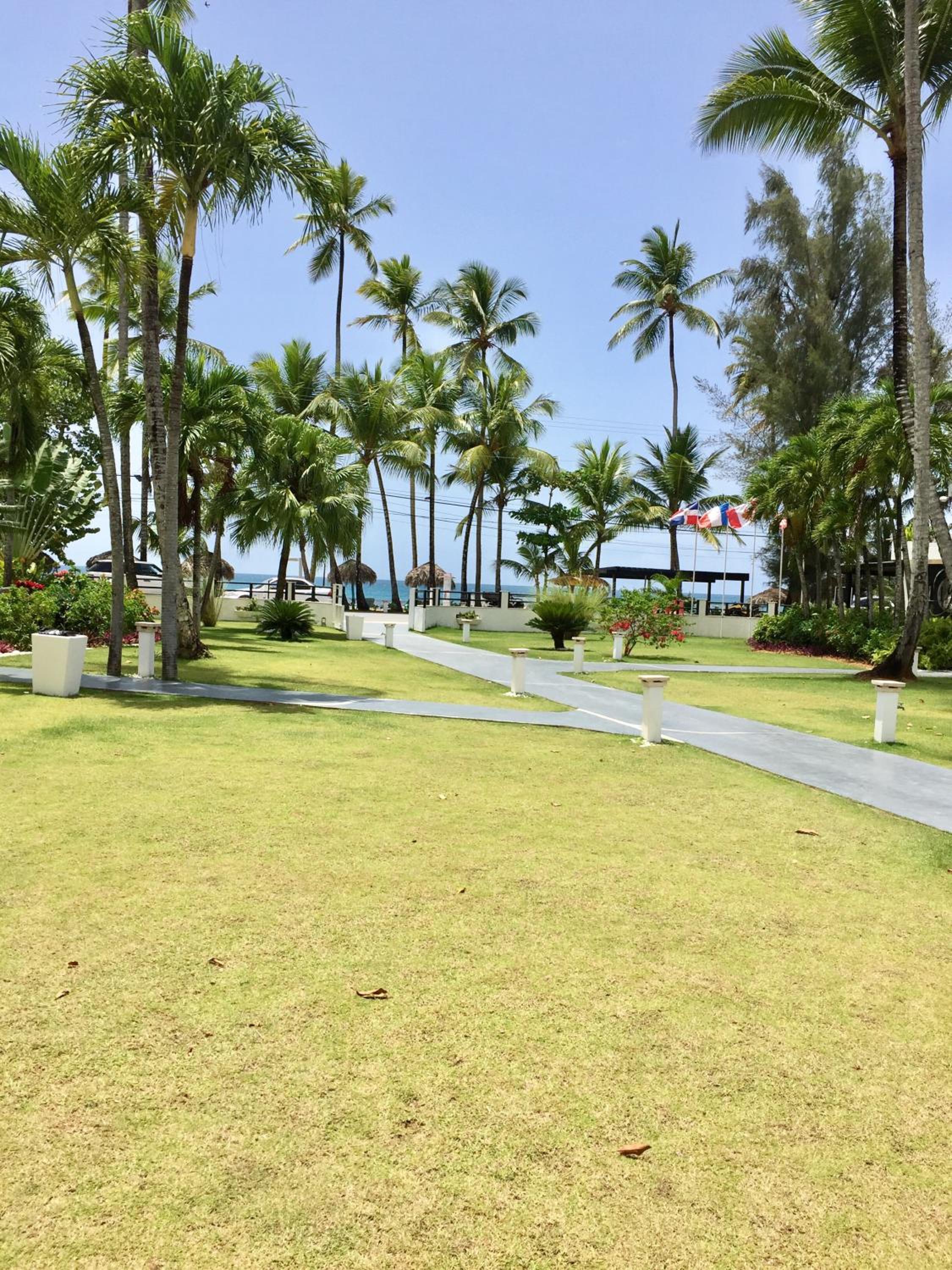 Aligio Beachfront Paradise