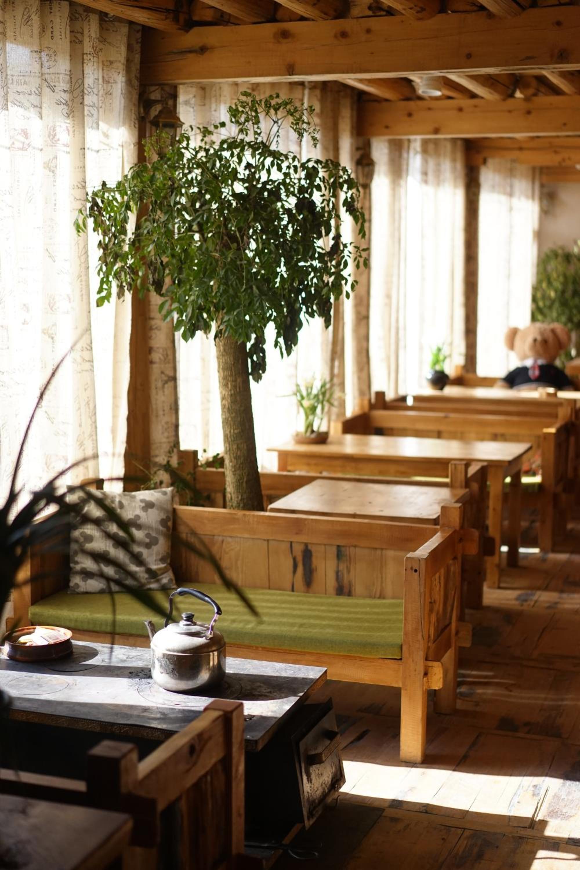 Courtyard Shangri-la 藏舍小院