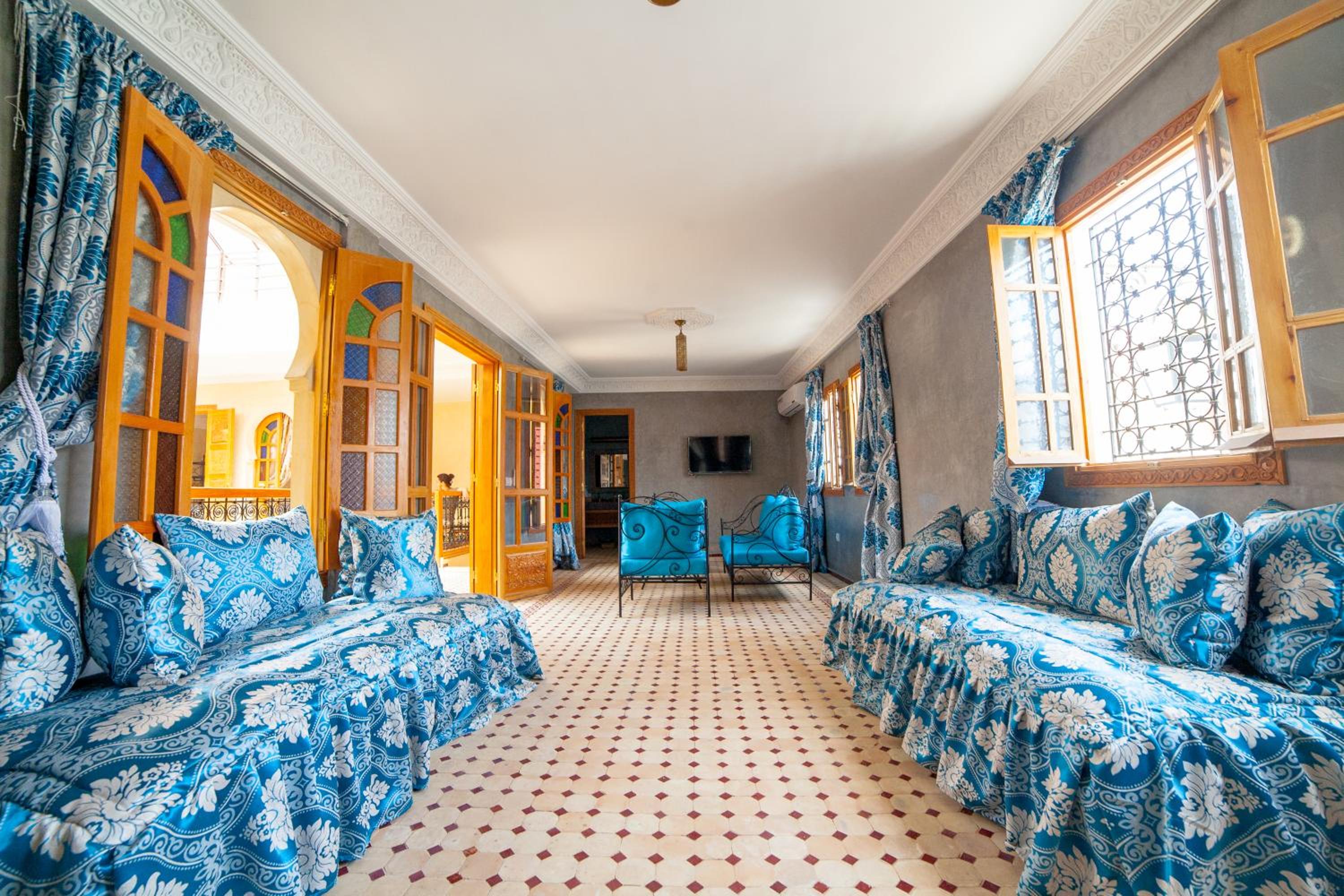 lounge