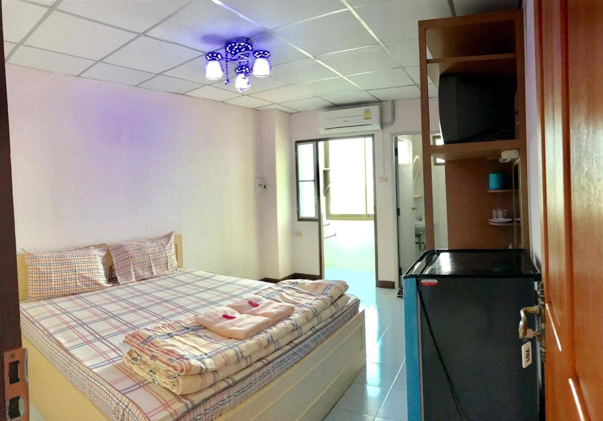 Tat Hotel