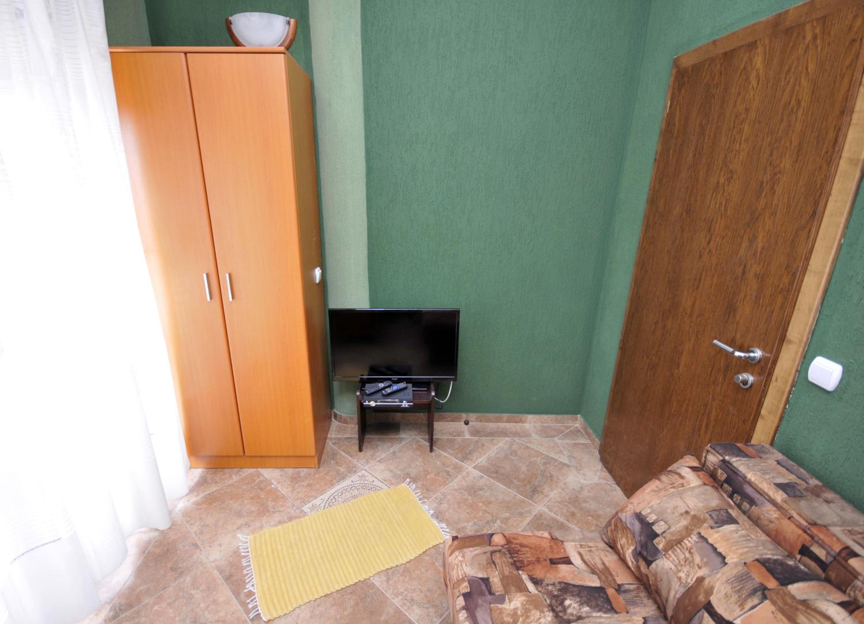 Photo 32