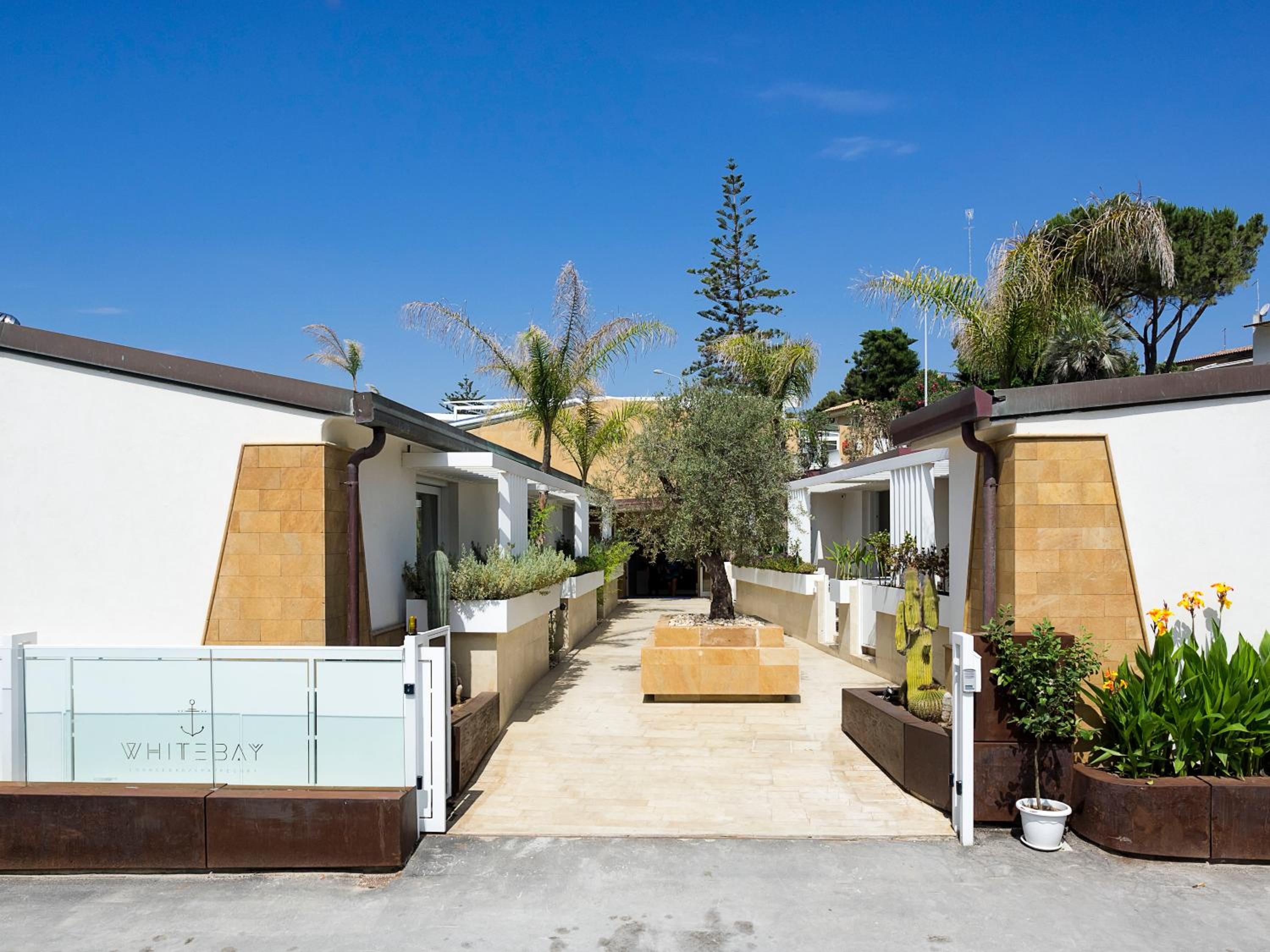 White Bay, fotografia 1