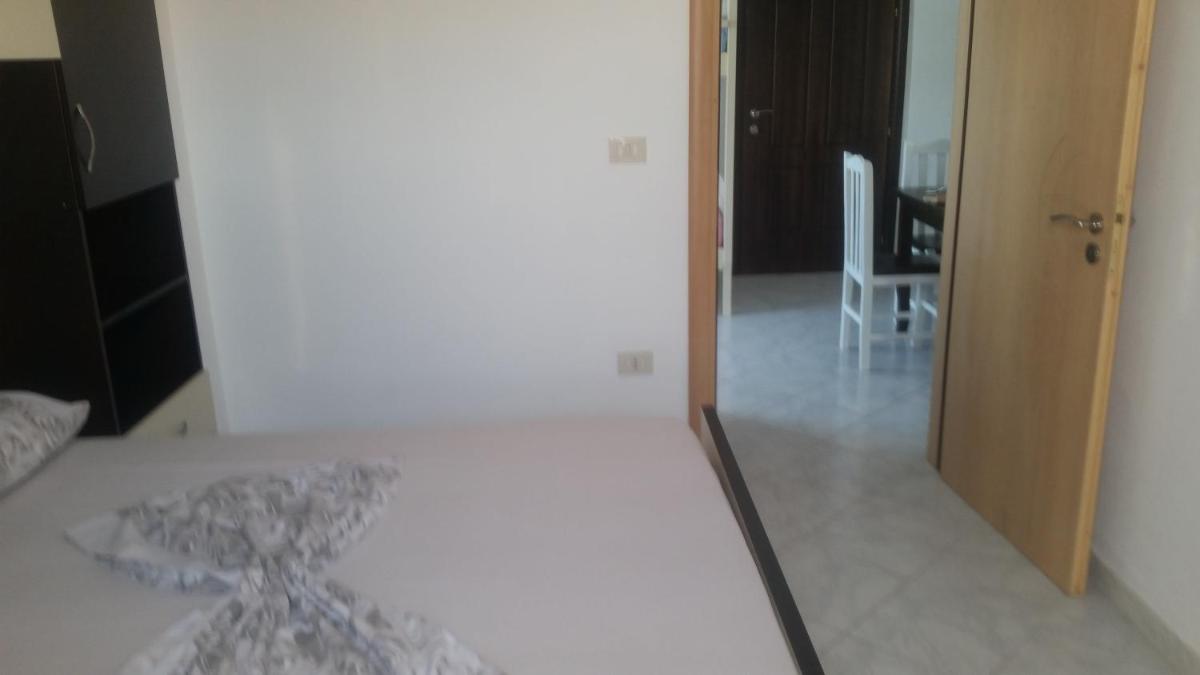 Apartments Rezidenca Sinani Orikum