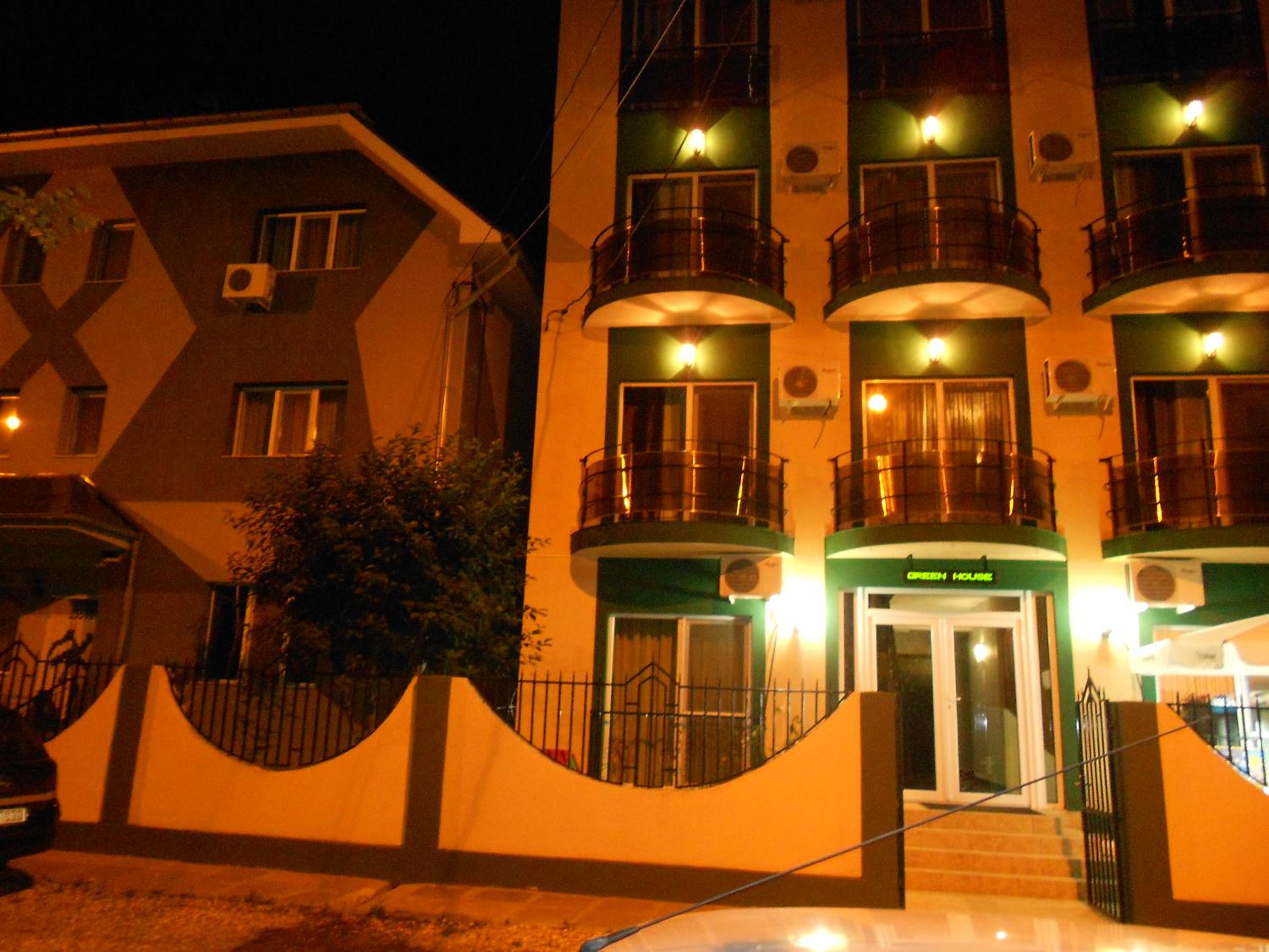Green House 2