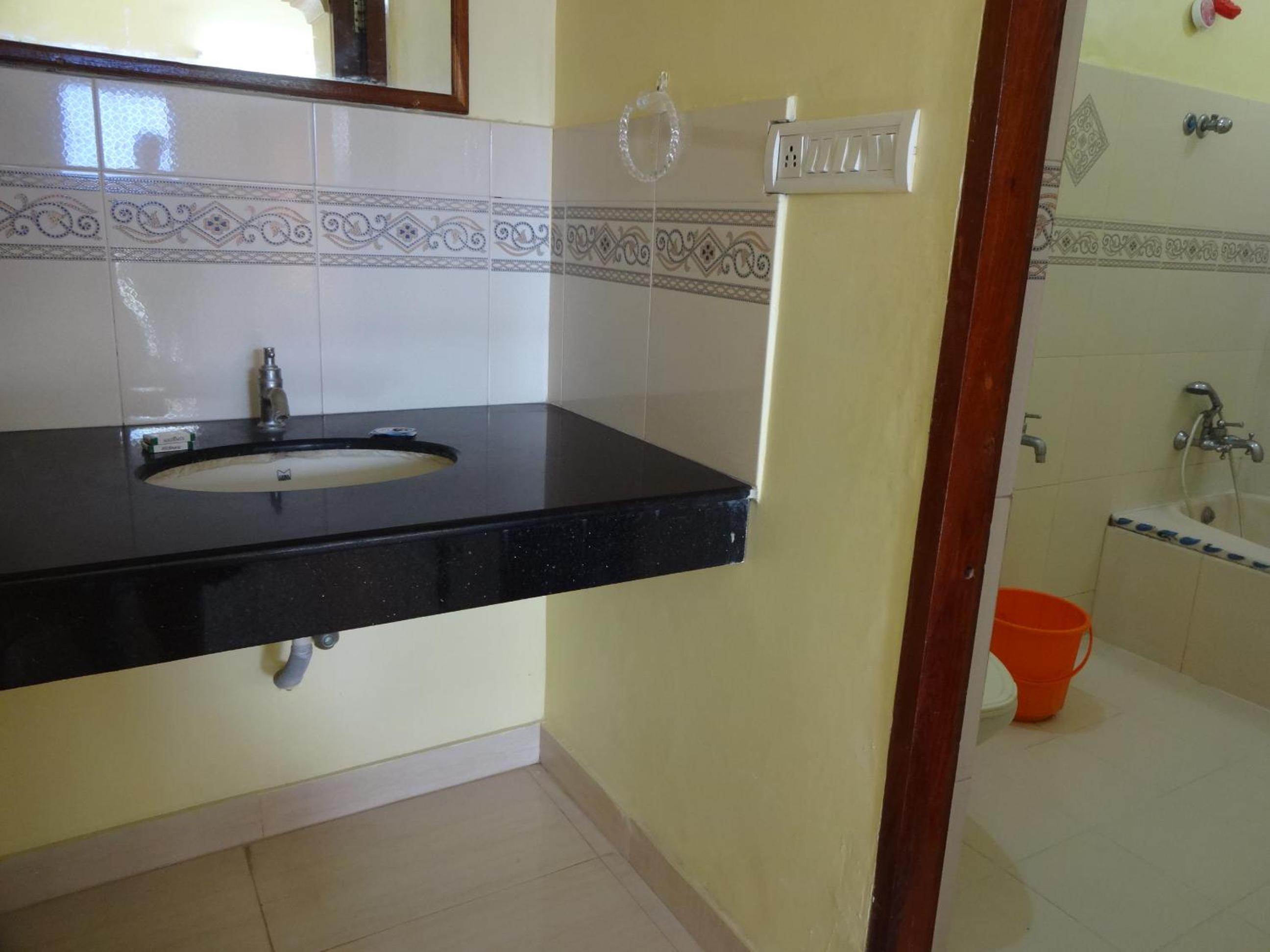 Kovalam Vacations - Hotel Sea View Palace - the beach hotel - Property Image 3