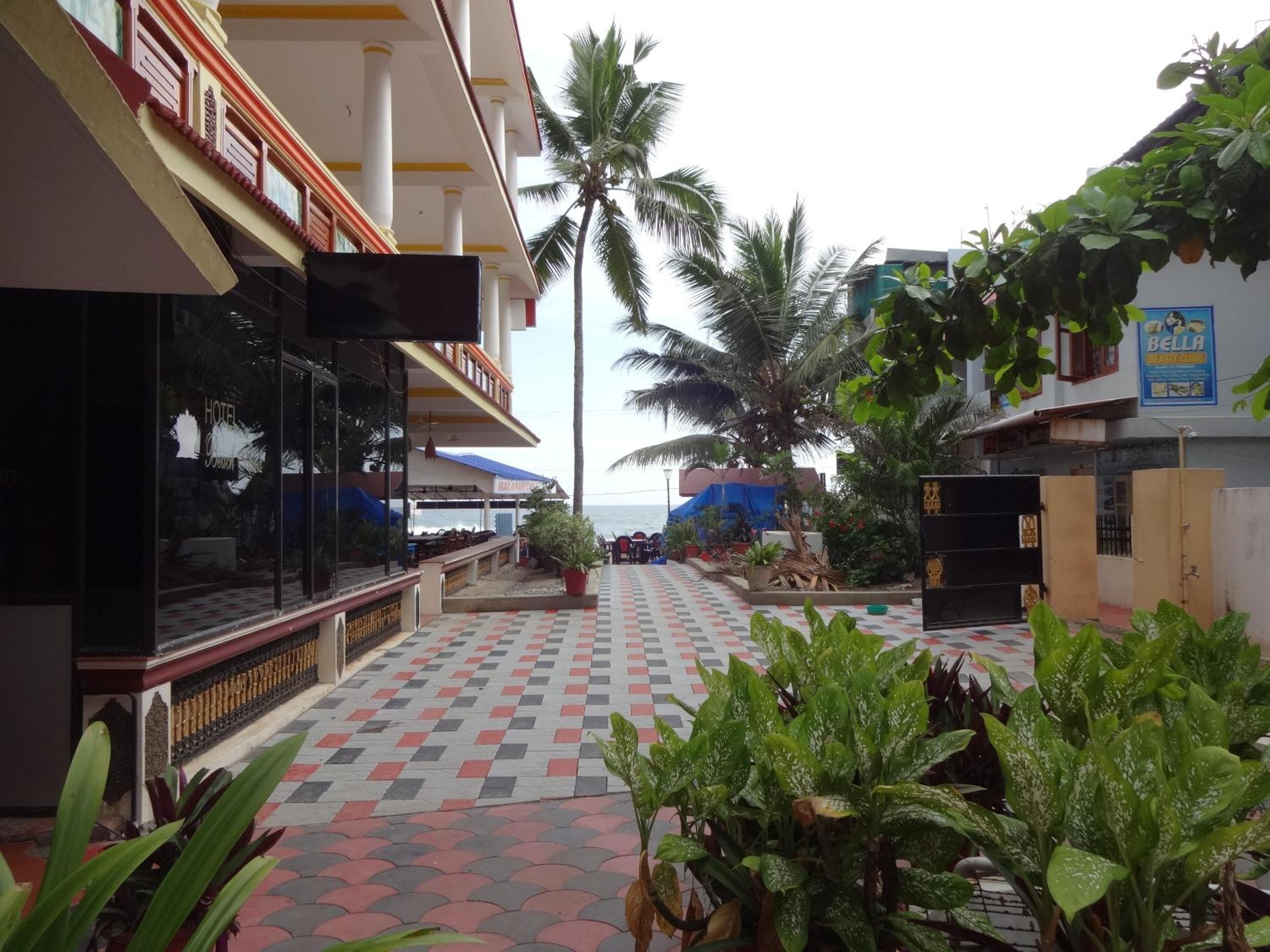 Kovalam Vacations - Hotel Sea View Palace - the beach hotel - Property Image 5