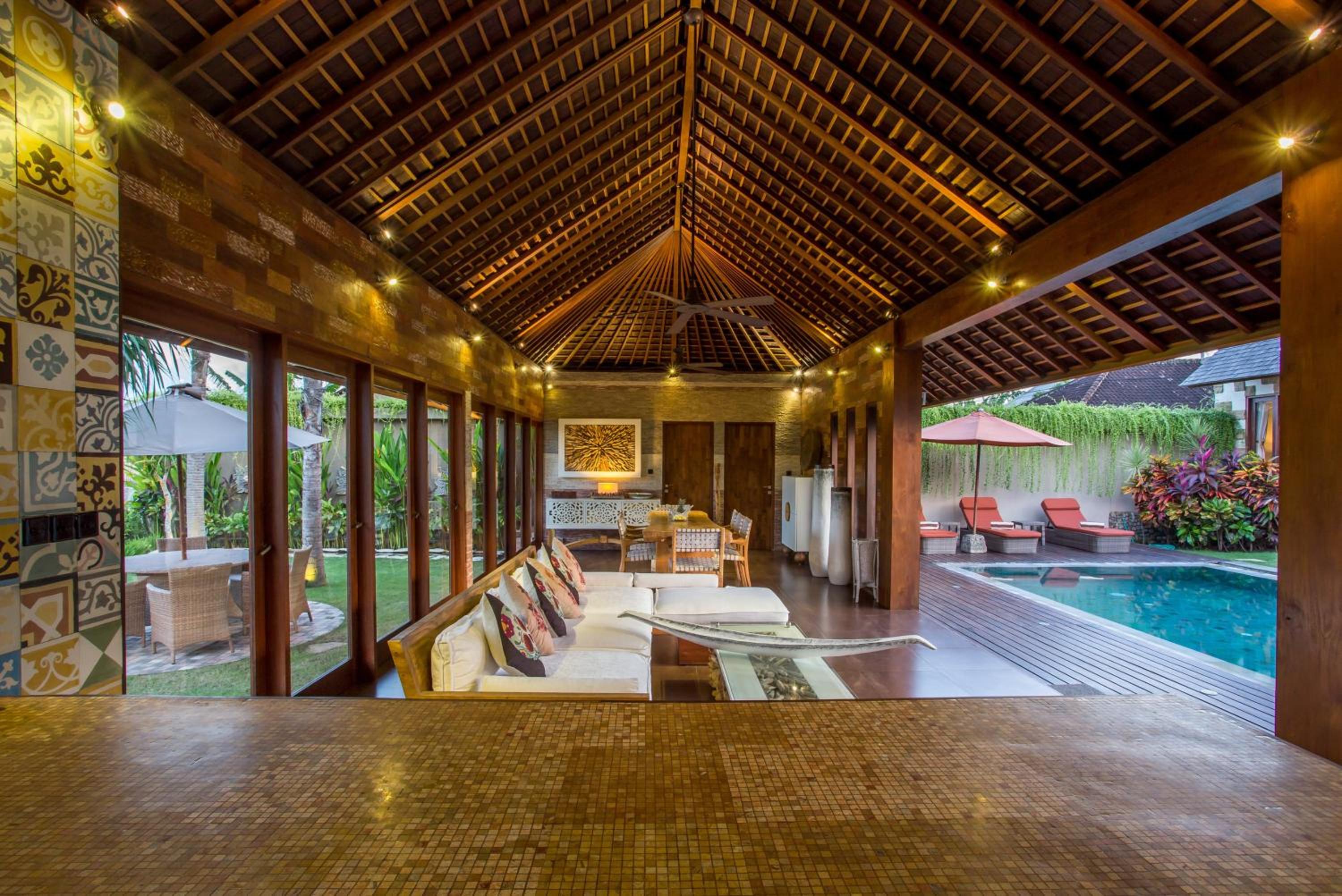 Rachline Villa